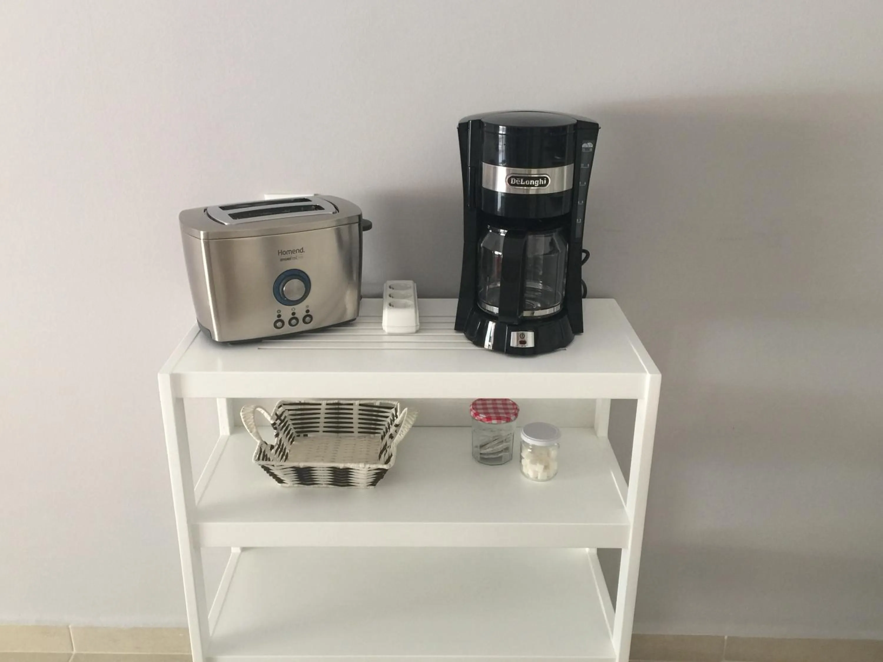Coffee/tea facilities in Kasinn Apart Hotel