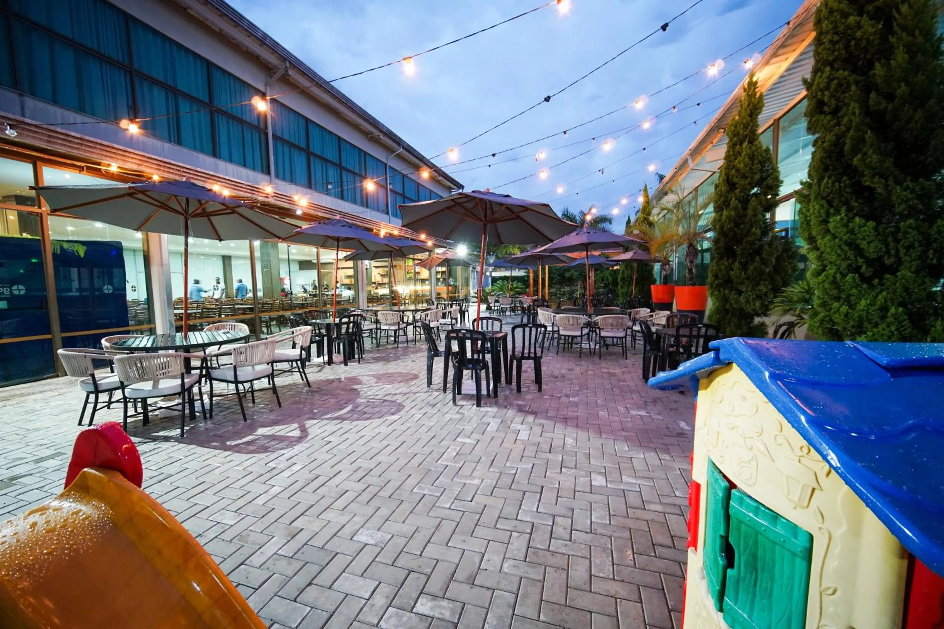 Entertainment in Hotel Golden Park Sorocaba & Convenções by Nacional Inn