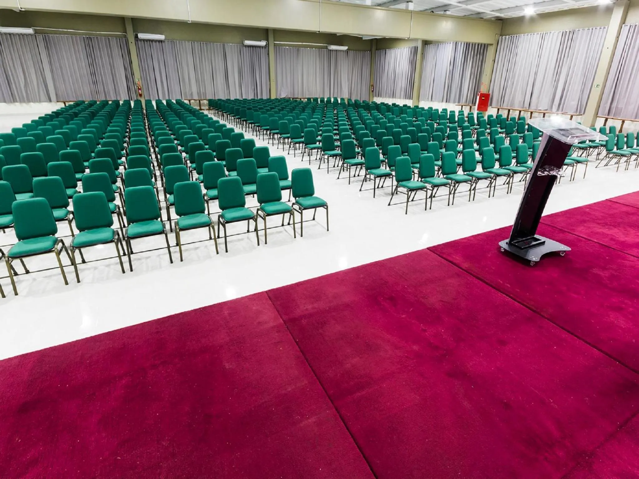 Meeting/conference room in Hotel Golden Park Sorocaba & Convenções by Nacional Inn