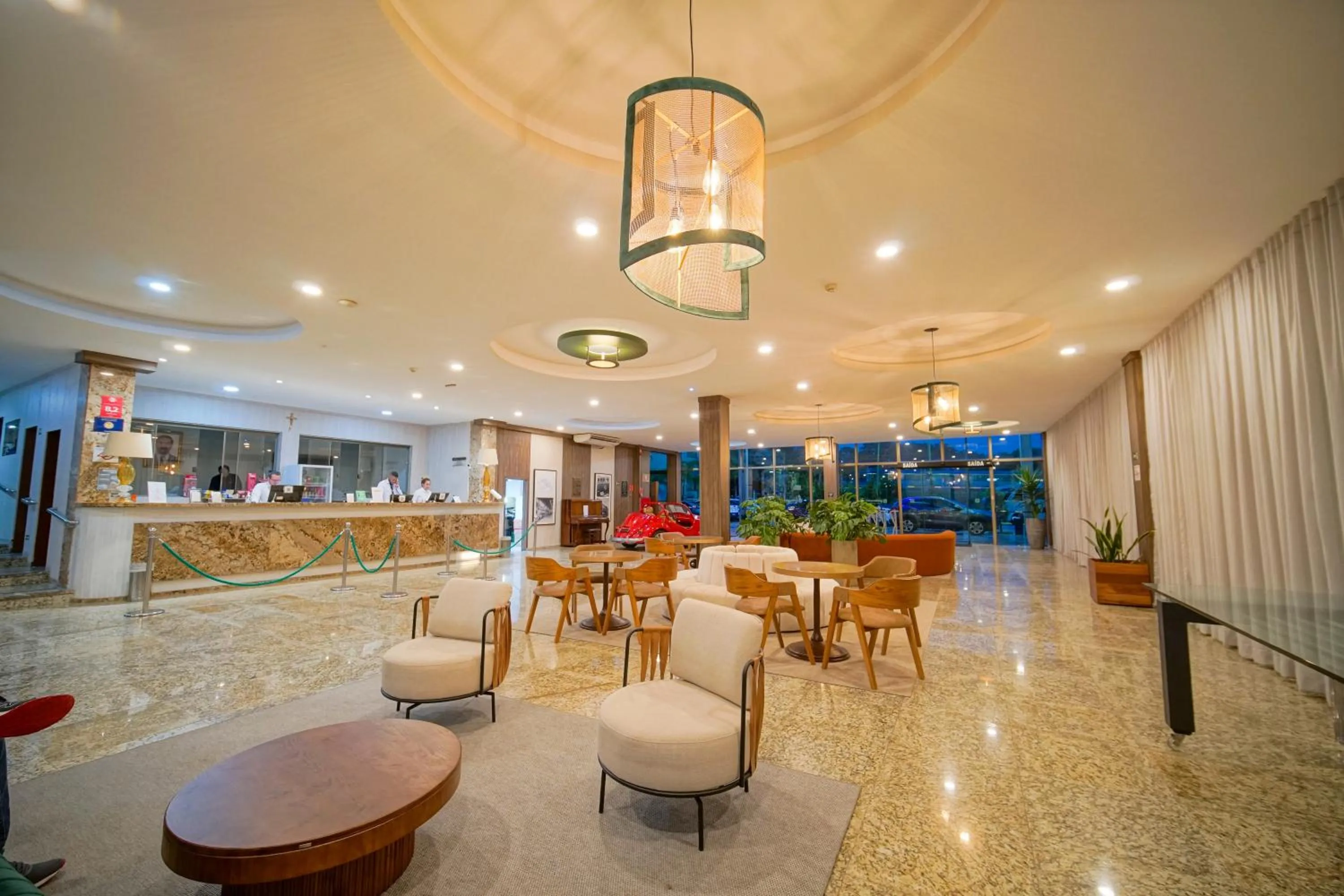 Lobby or reception in Hotel Golden Park Sorocaba & Convenções by Nacional Inn