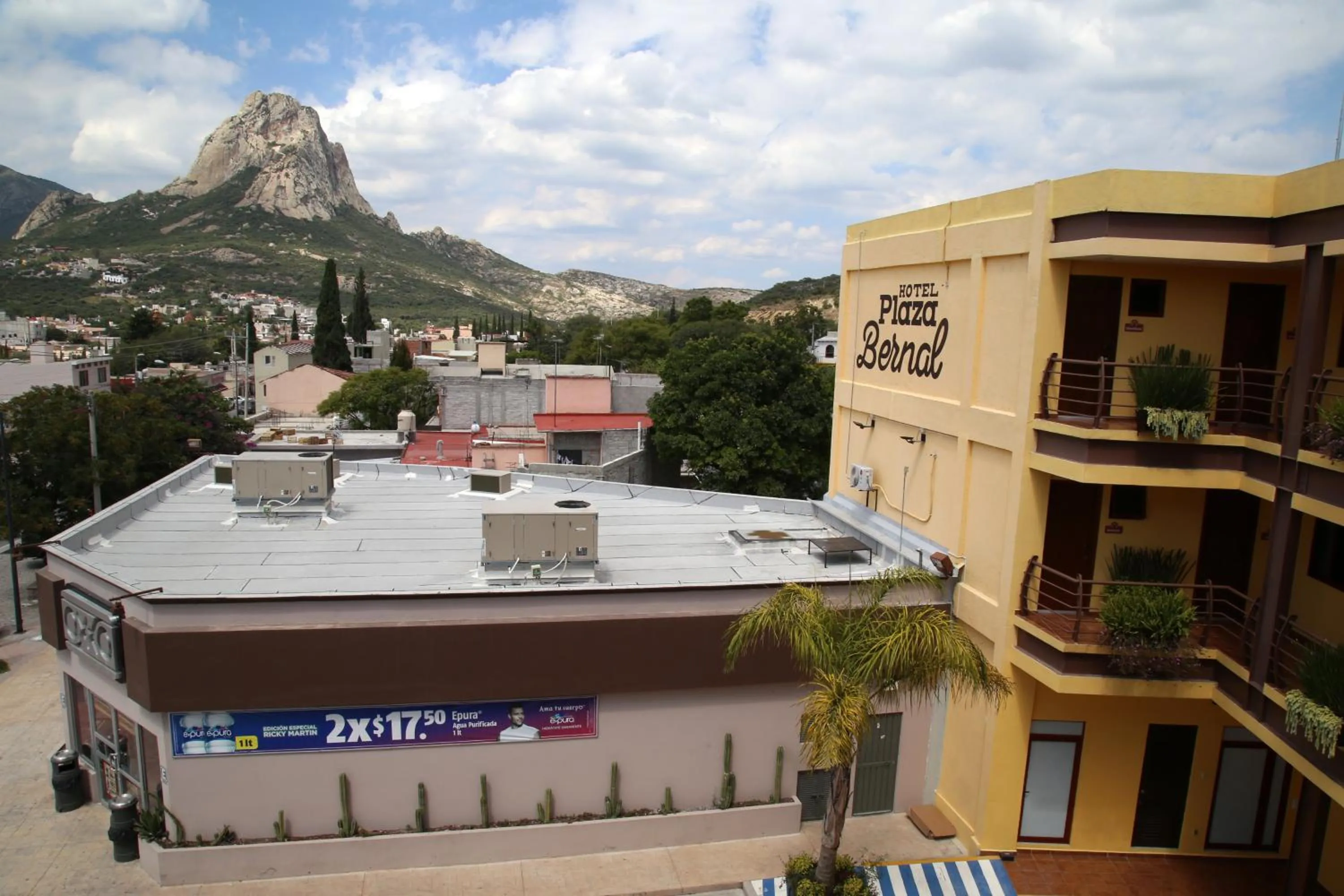 Bird's eye view in Hotel Plaza Bernal