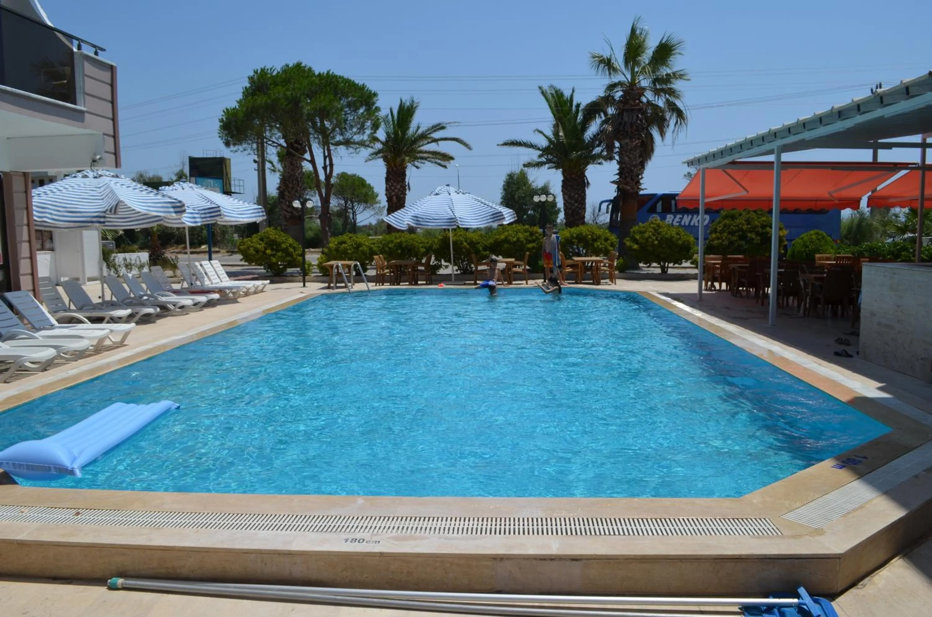 Swimming pool in Mulka Hotel