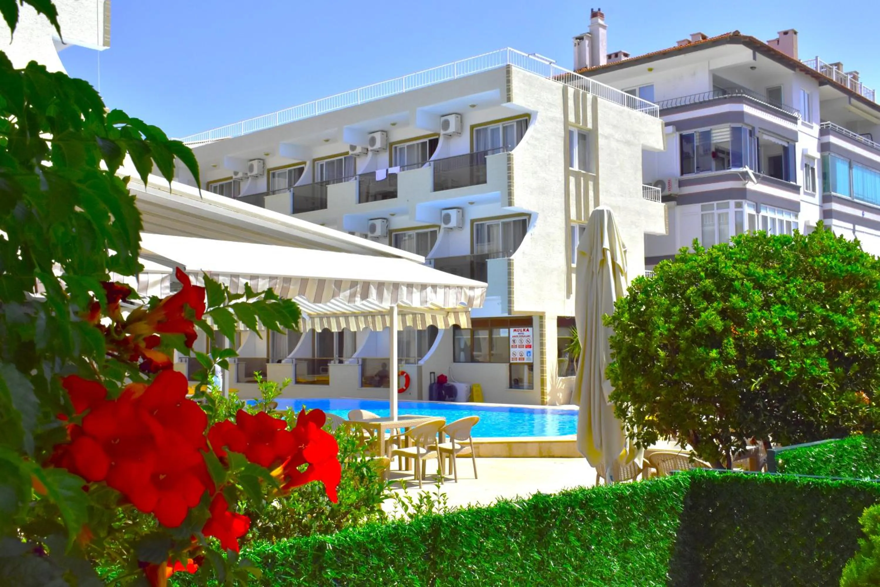 Property building in Mulka Hotel