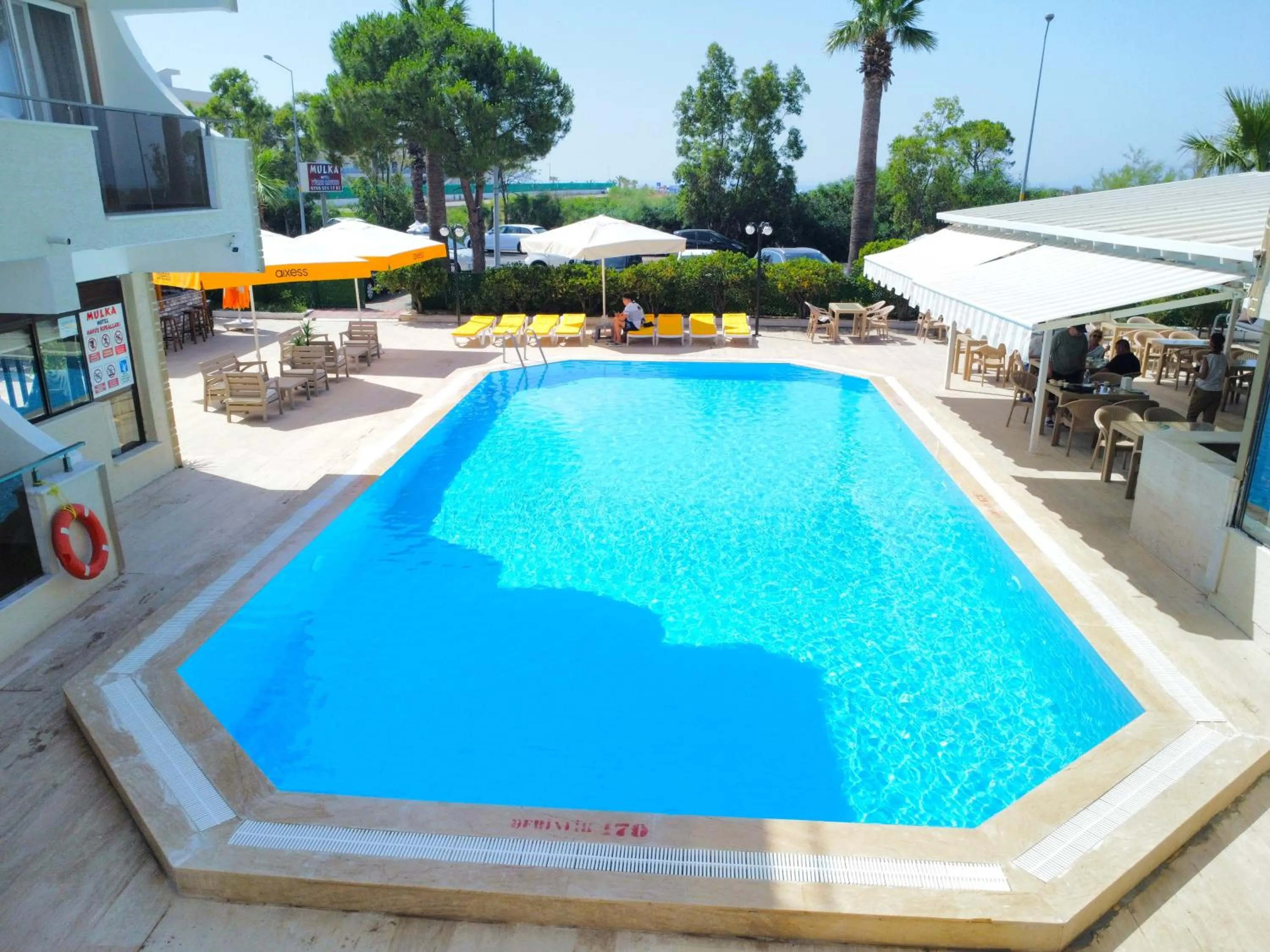 Pool view in Mulka Hotel