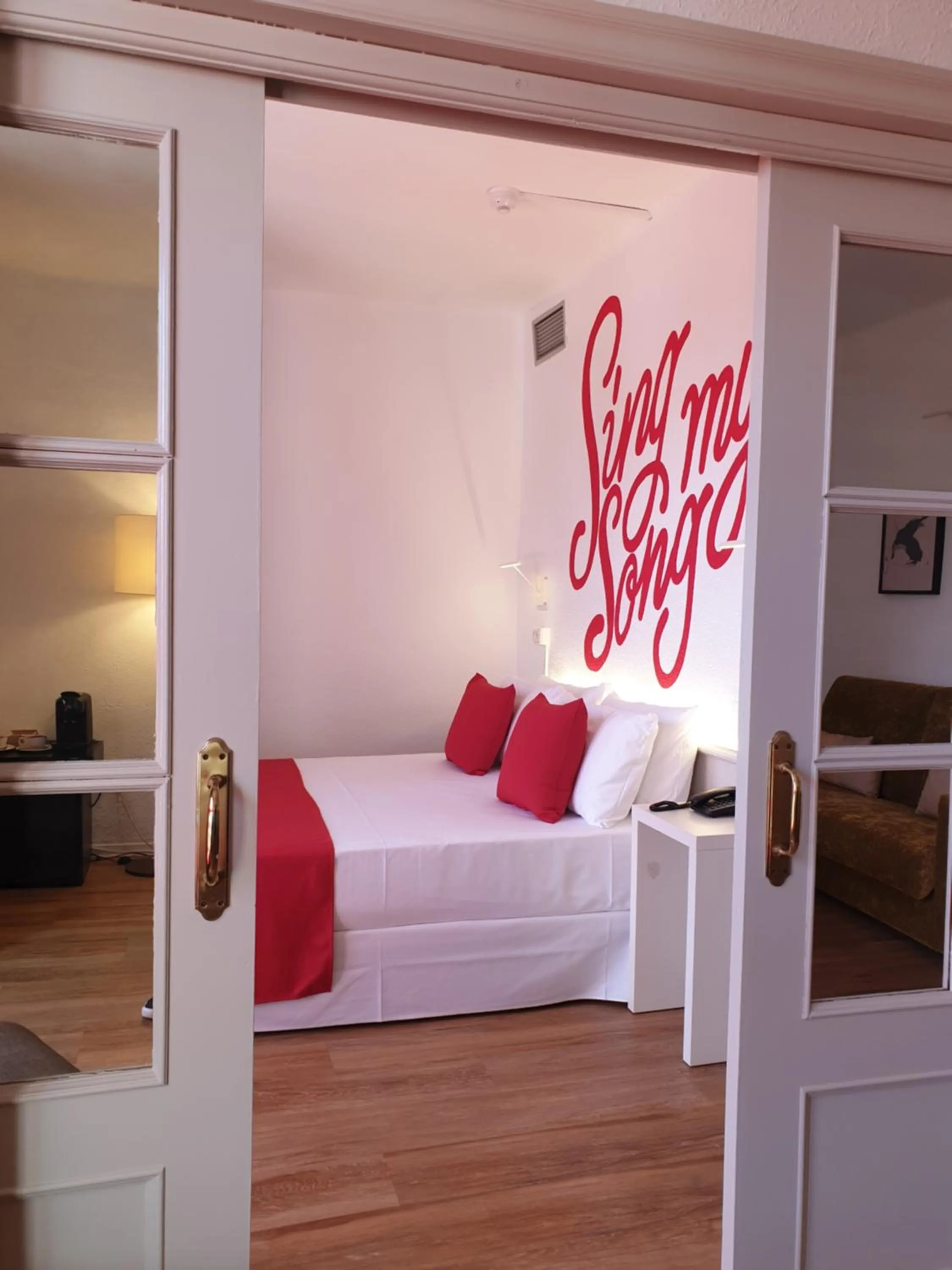 Bed in Lloret Vibe Affiliated by FERGUS