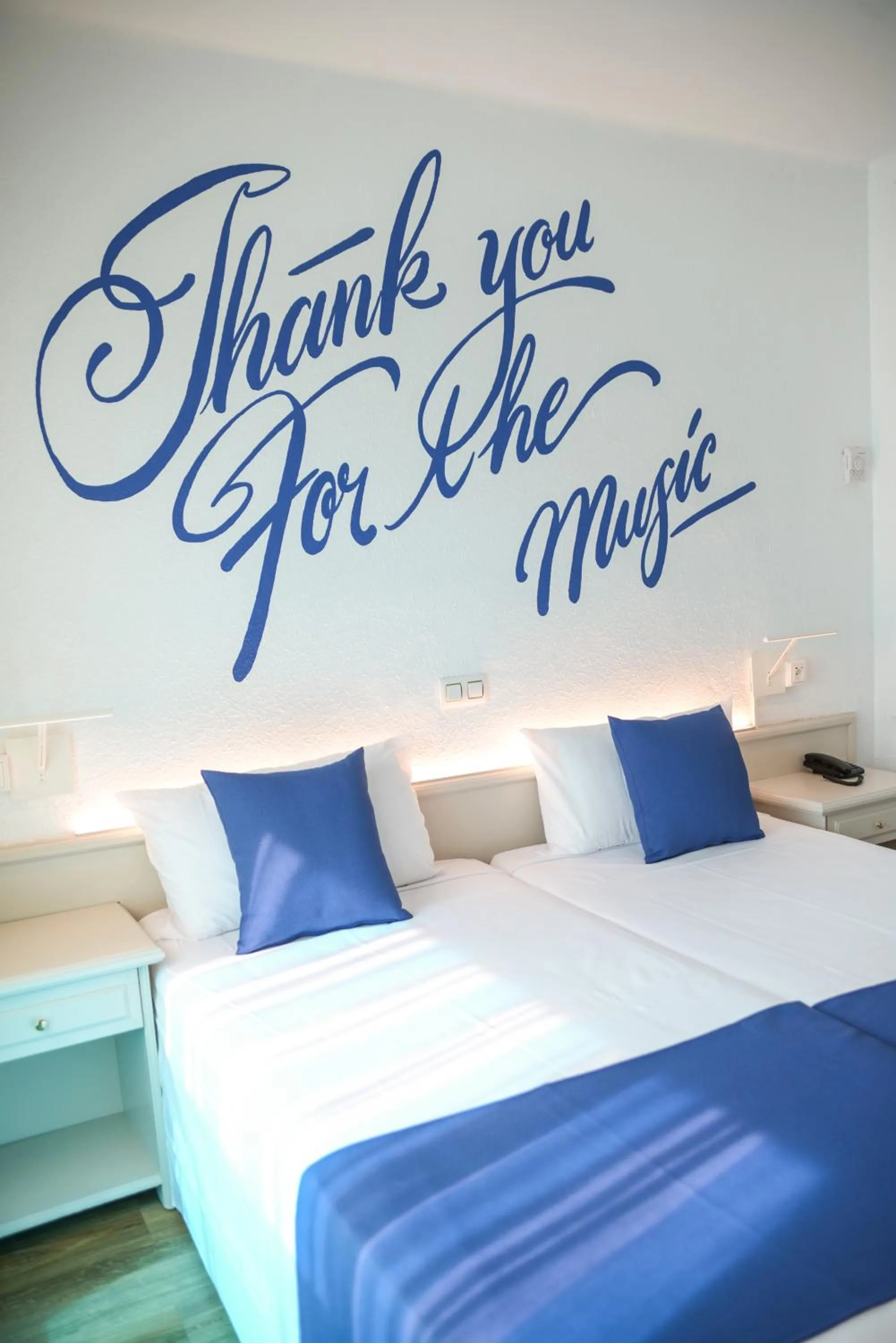 Bed in Lloret Vibe Affiliated by FERGUS