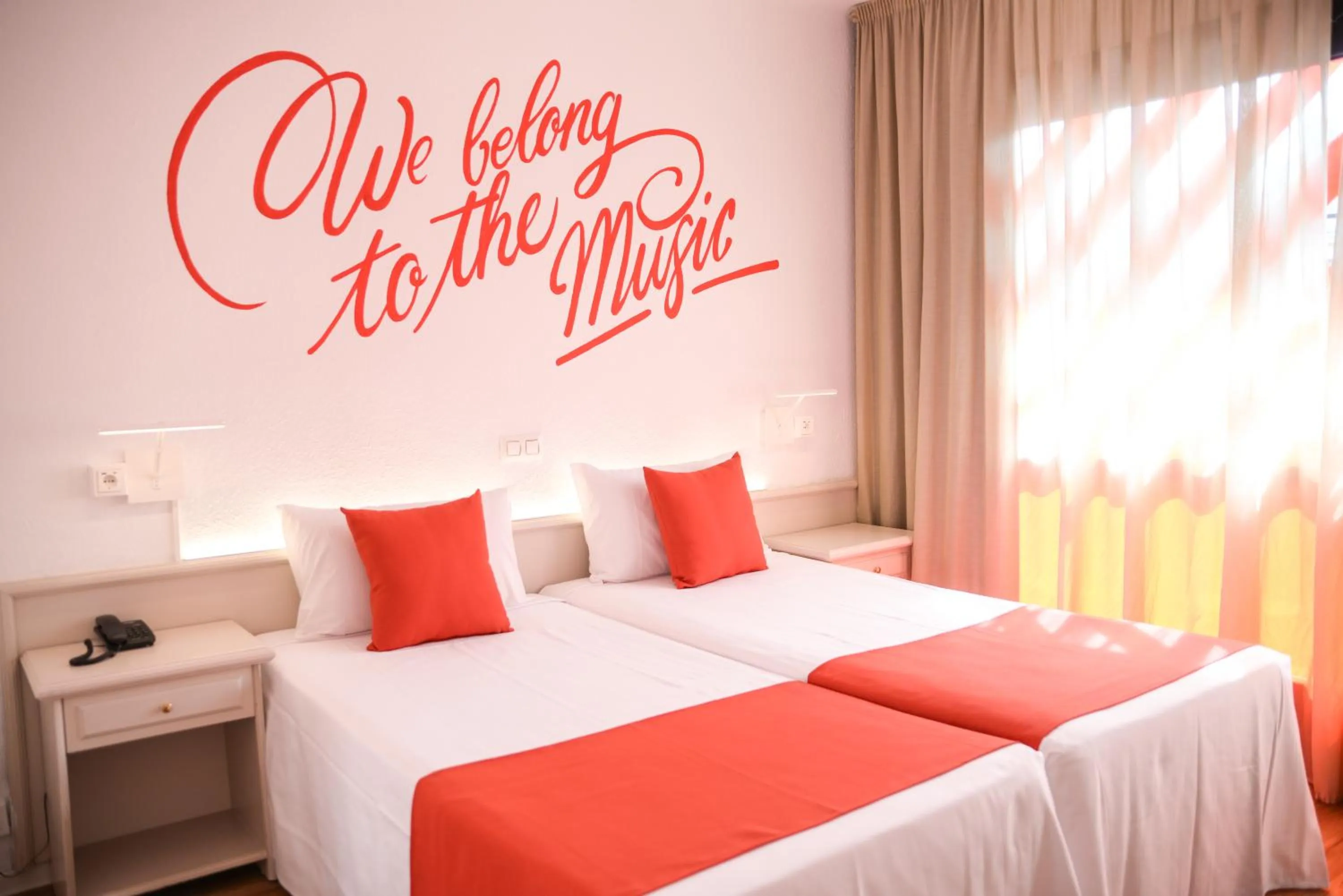 Bed in Lloret Vibe Affiliated by FERGUS