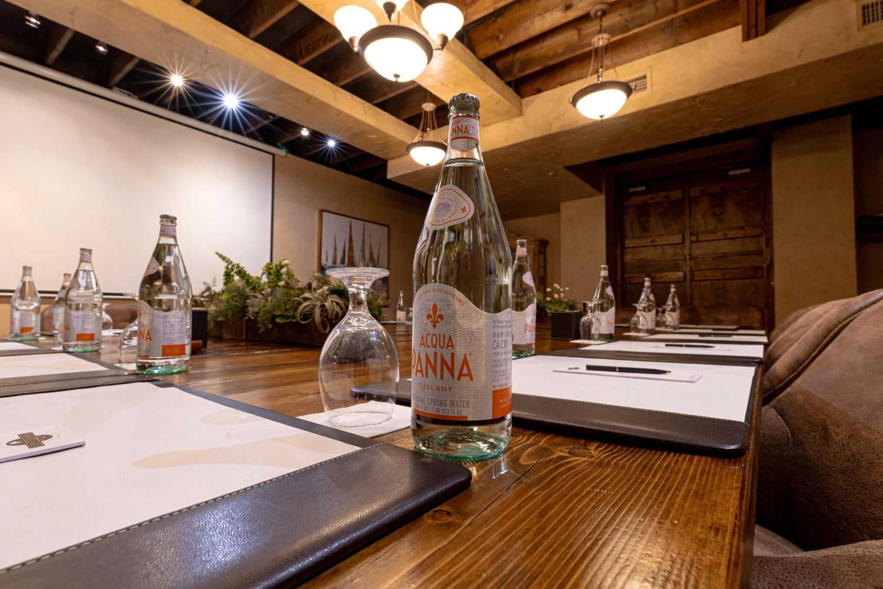 Meeting/conference room in The Inn at Leola Village, a Historic Hotel of America