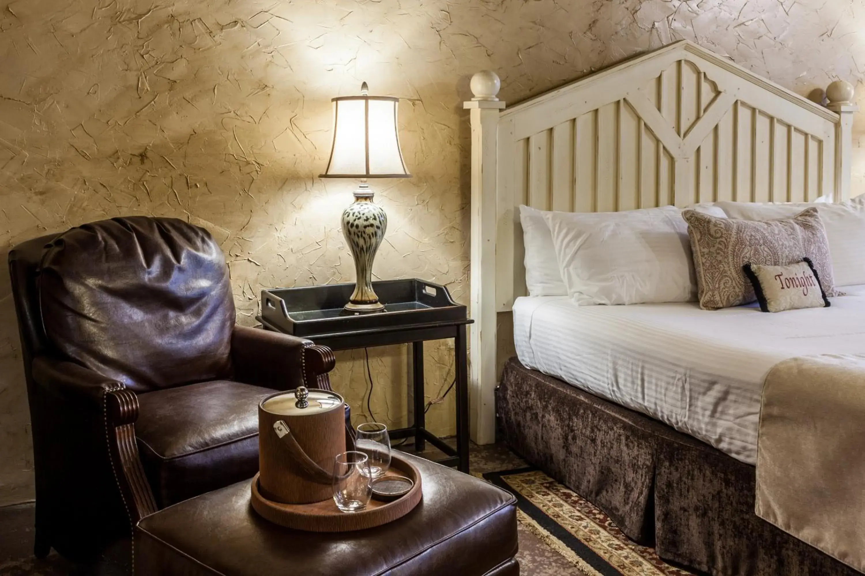 The Amish in The Inn at Leola Village, a Historic Hotel of America The Amish in The Inn at Leola Village, a Historic Hotel of America