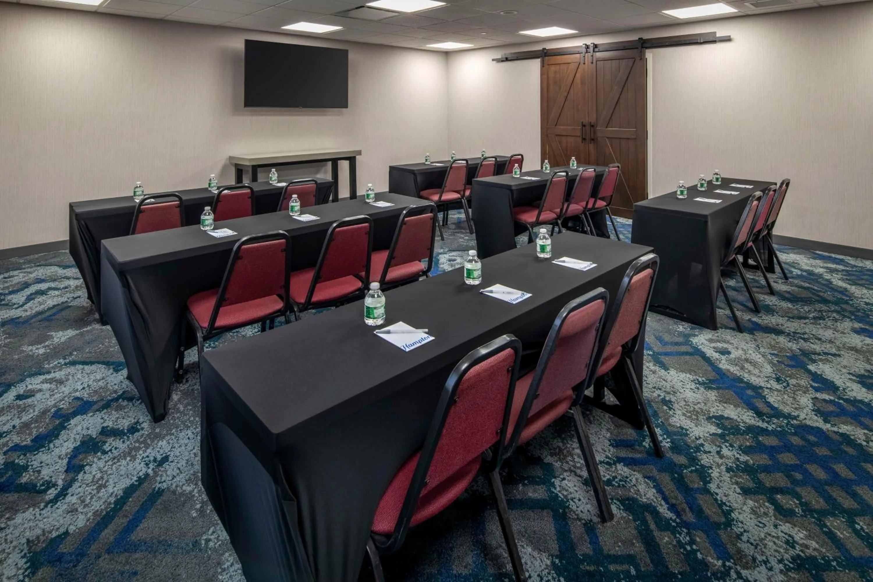 Meeting/conference room in Hampton Inn Long Island/Commack
