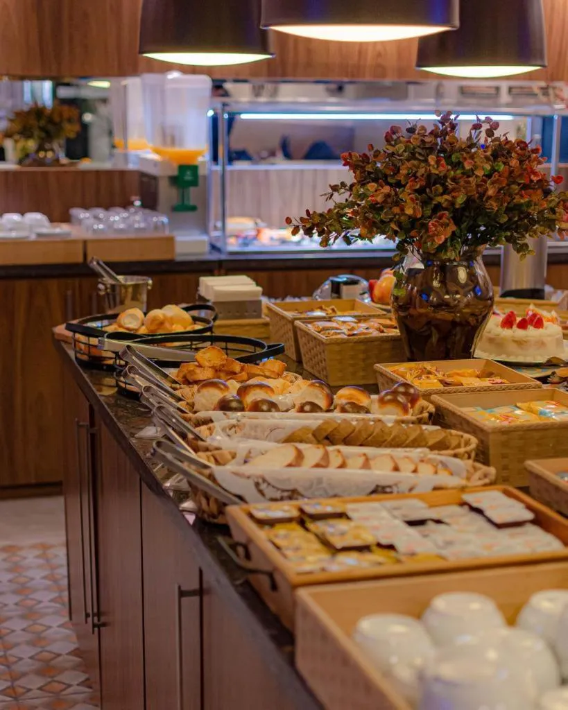 Breakfast in Hotel Imperatriz Premium