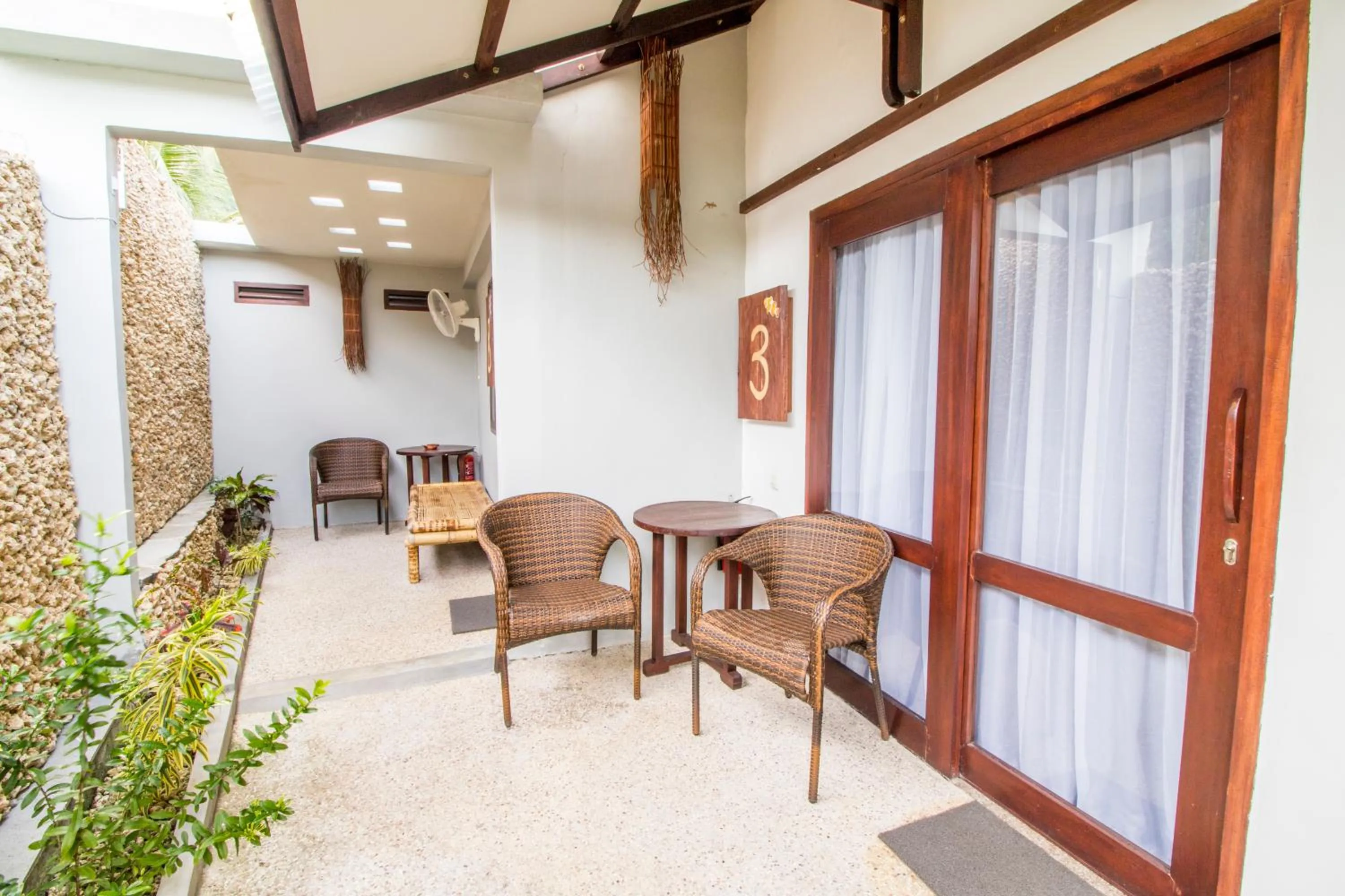 Facade/entrance in Cocotinos Lembeh a Boutique Dive Lodge