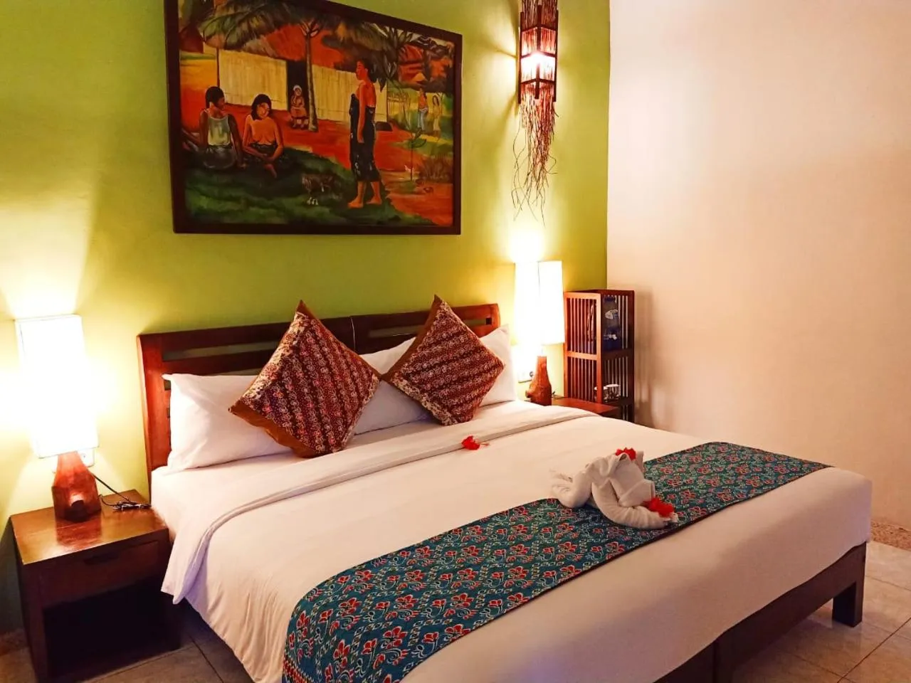 Bed in Cocotinos Lembeh a Boutique Dive Lodge