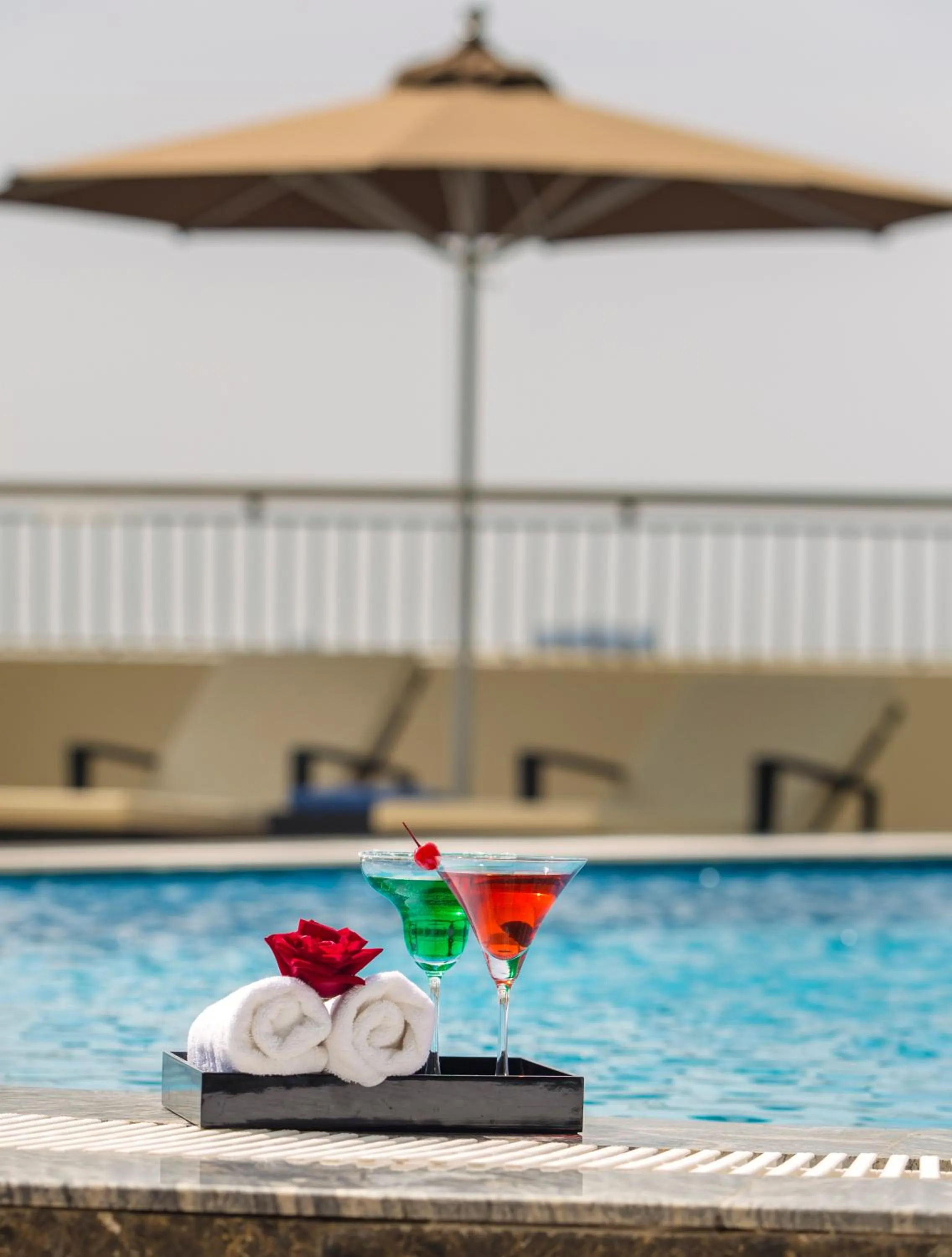 Swimming pool in Muong Thanh Luxury Vientiane Hotel