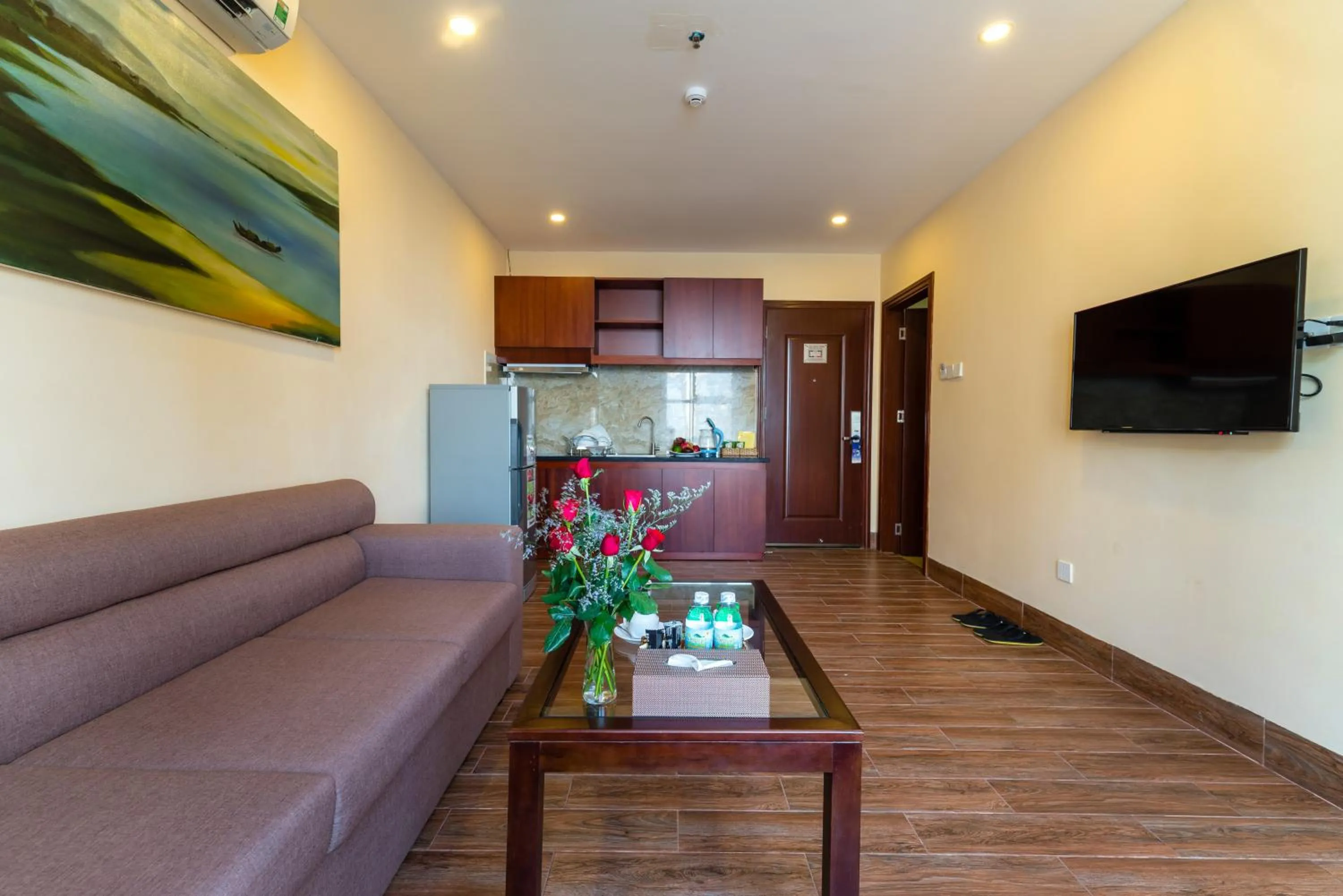 Photo of the whole room in Nhat Minh Hotel and Apartment