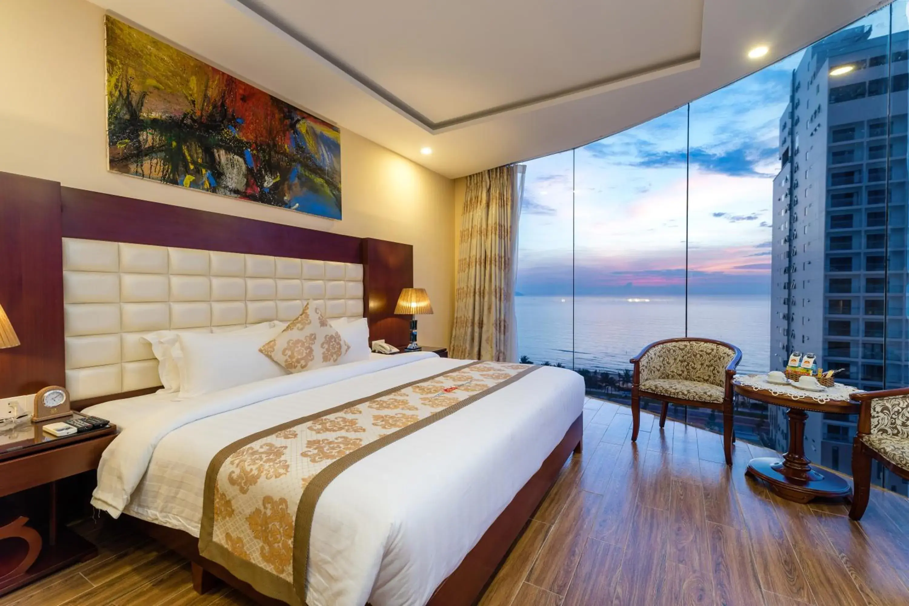 King Room with Sea View in Nhat Minh Hotel and Apartment King Room with Sea View in Nhat Minh Hotel and Apartment