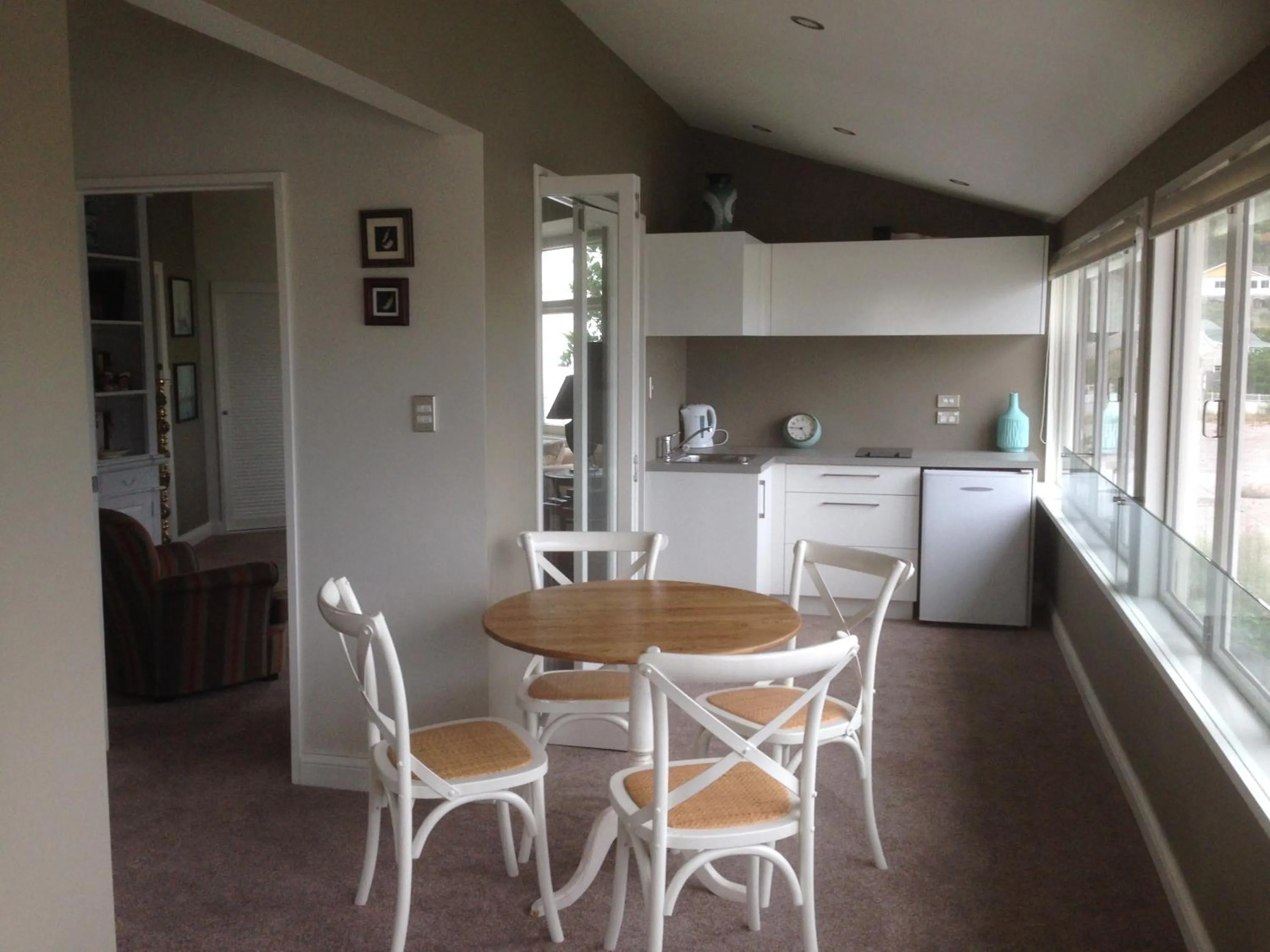 Kitchen or kitchenette in Cave Rock Guest House