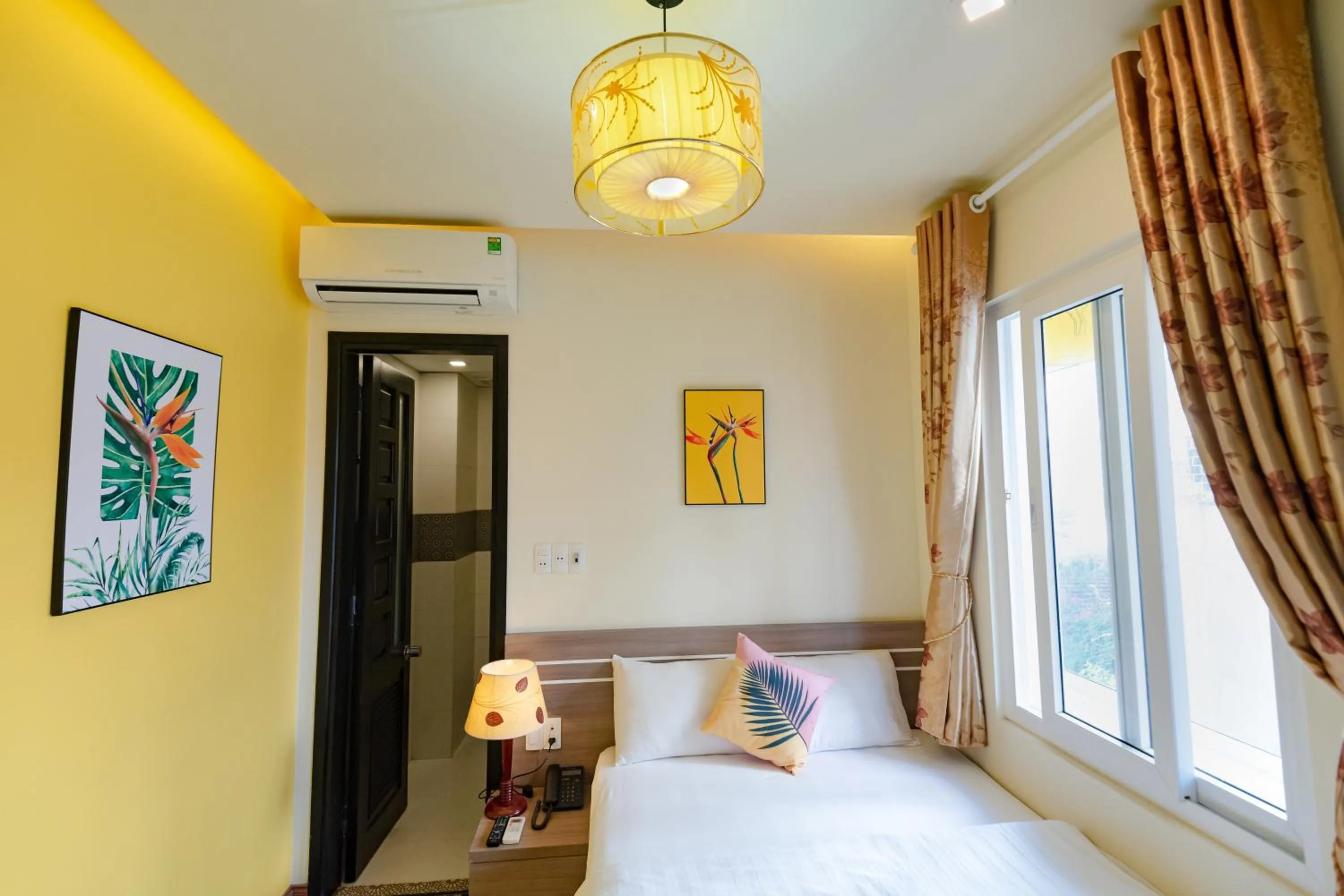 Bed in Flora Hotel Hue