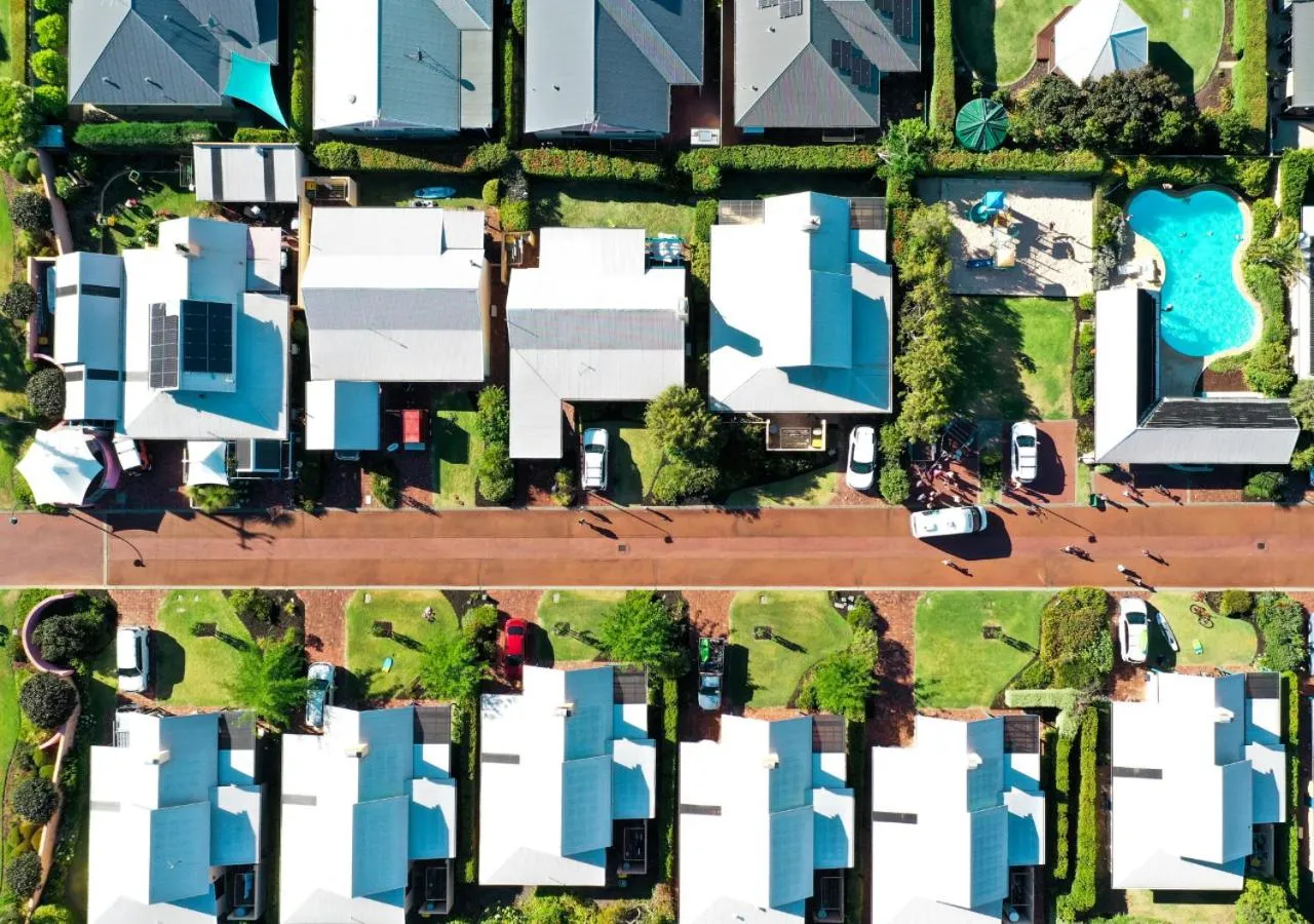 Property building in Dunsborough Beach Cottages
