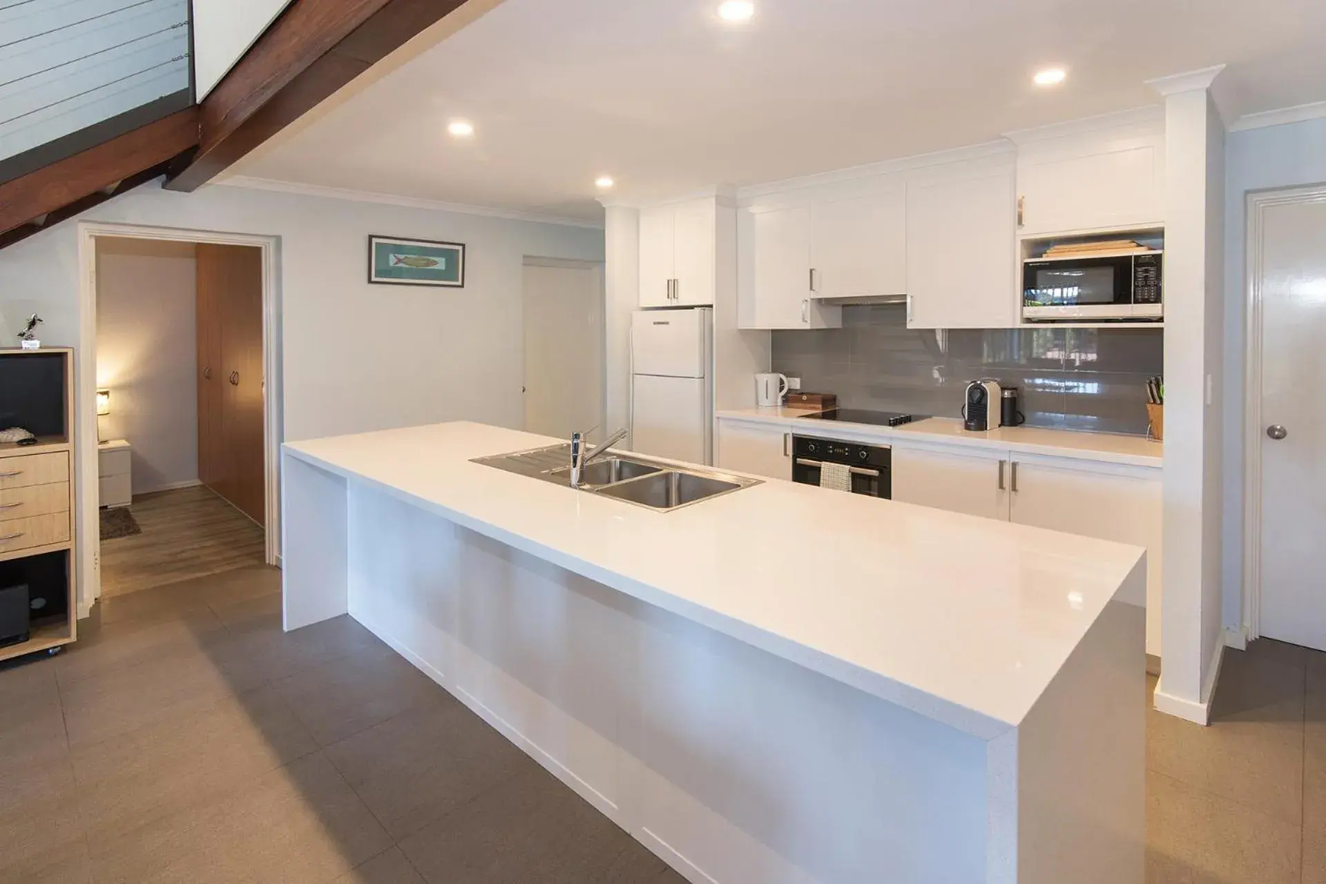 Beach - Three Bedroom Cottage with Loft in Dunsborough Beach Cottages Beach - Three Bedroom Cottage with Loft in Dunsborough Beach Cottages