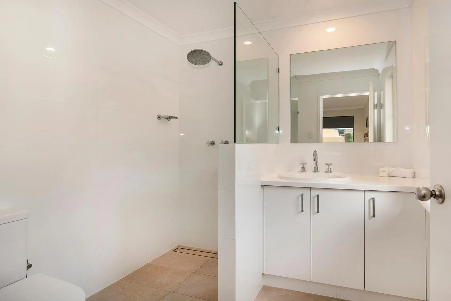 Shower in Dunsborough Beach Cottages