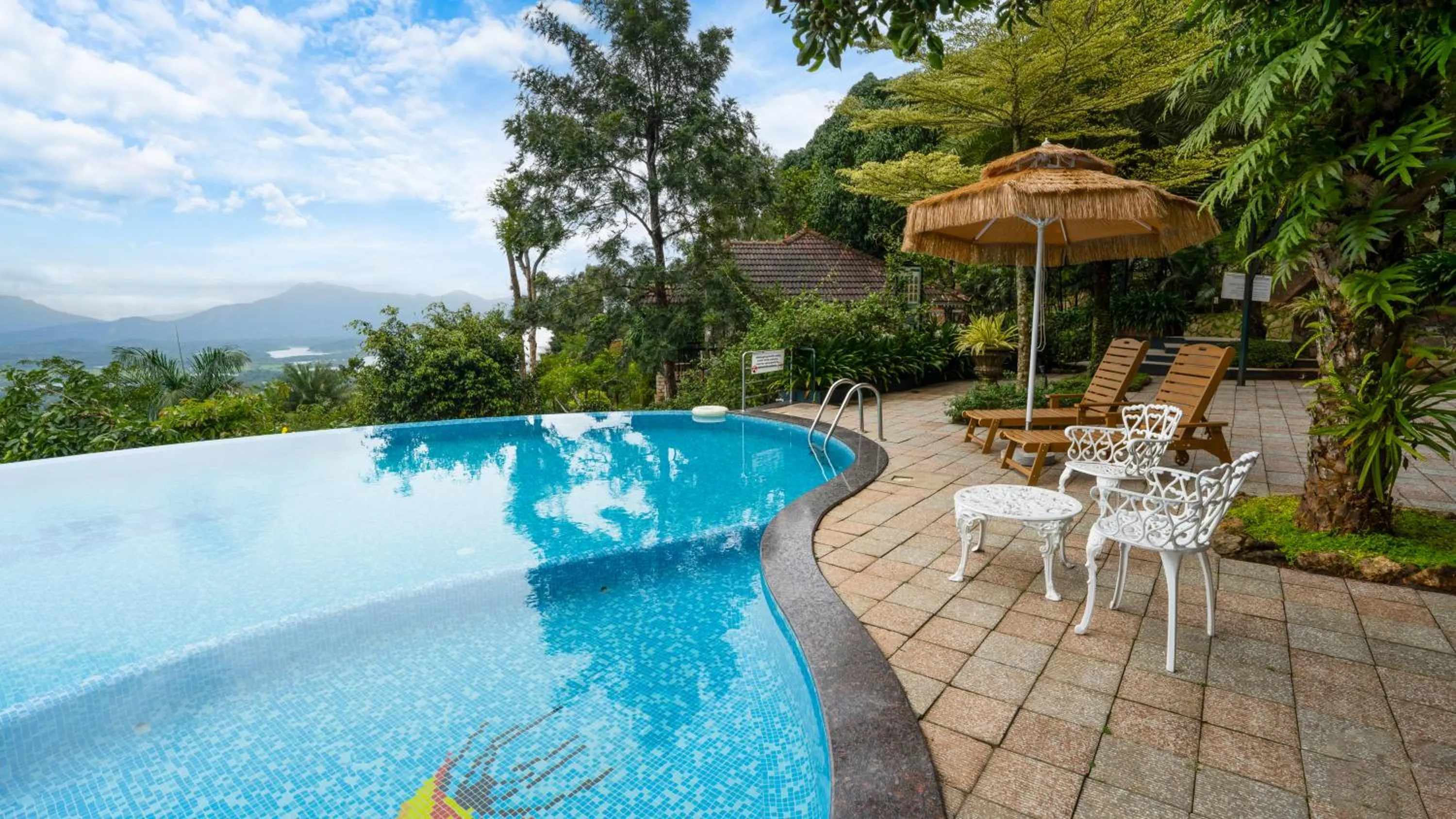 Swimming pool in Mount Xanadu Resorts