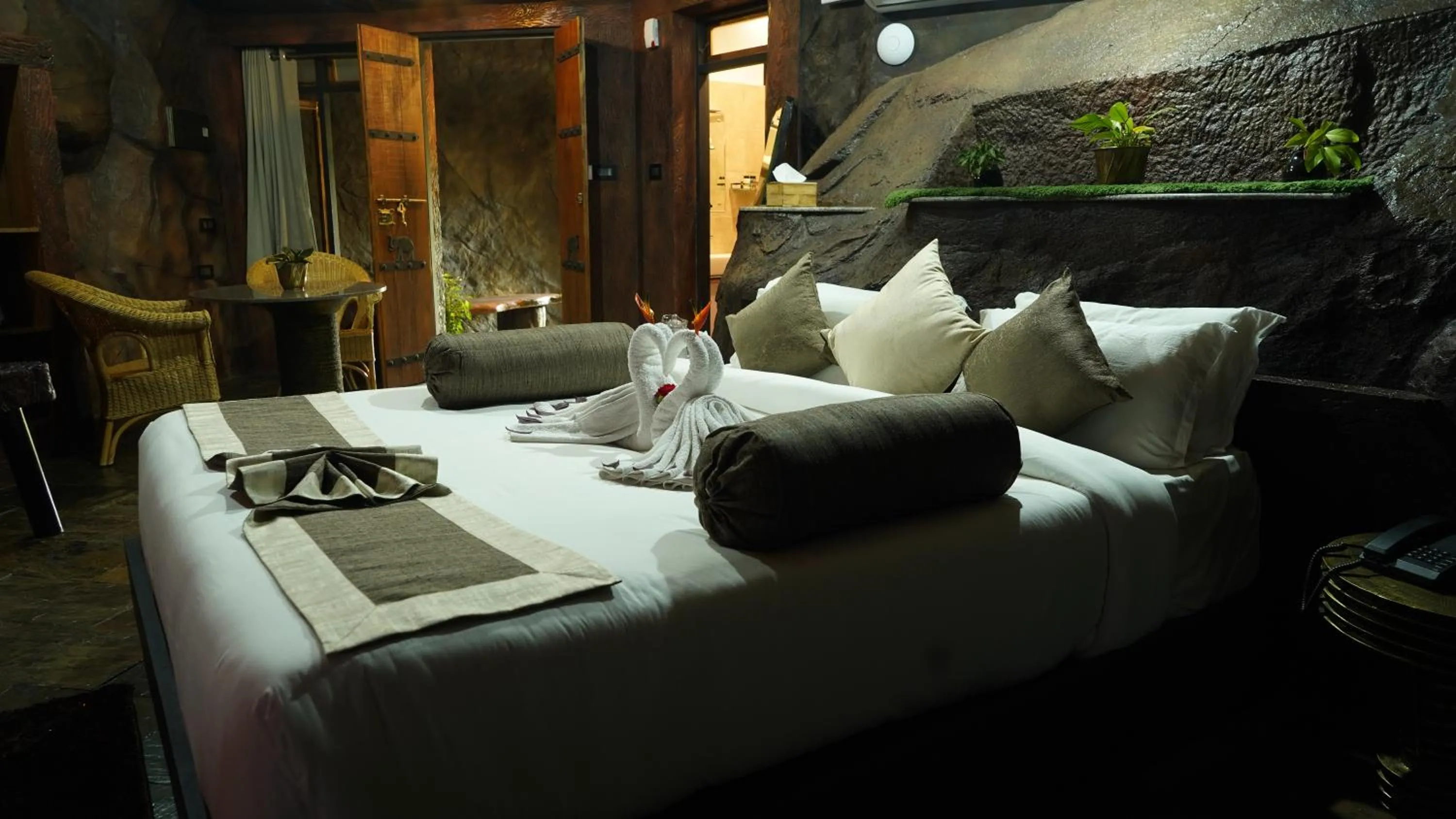 Seating area, Bed in Mount Xanadu Resorts