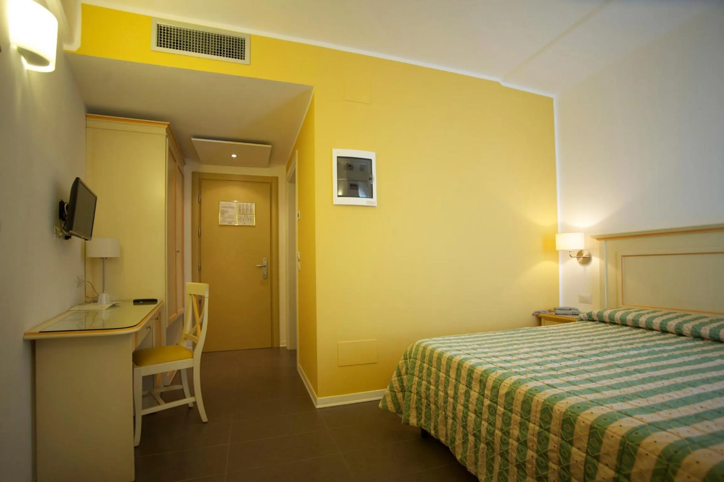 Bed in Hotel Stella Marina