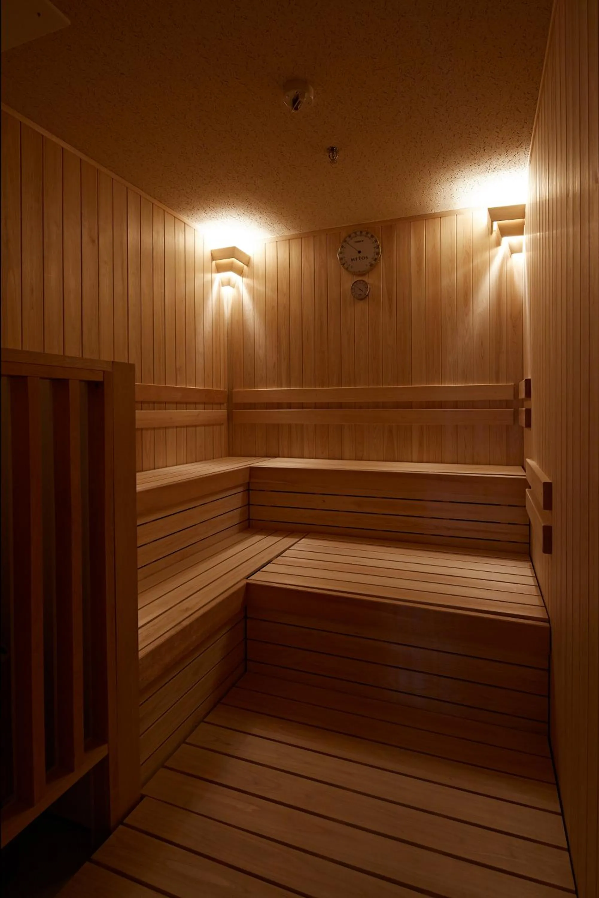Sauna in Candeo Hotels Matsuyama Okaido