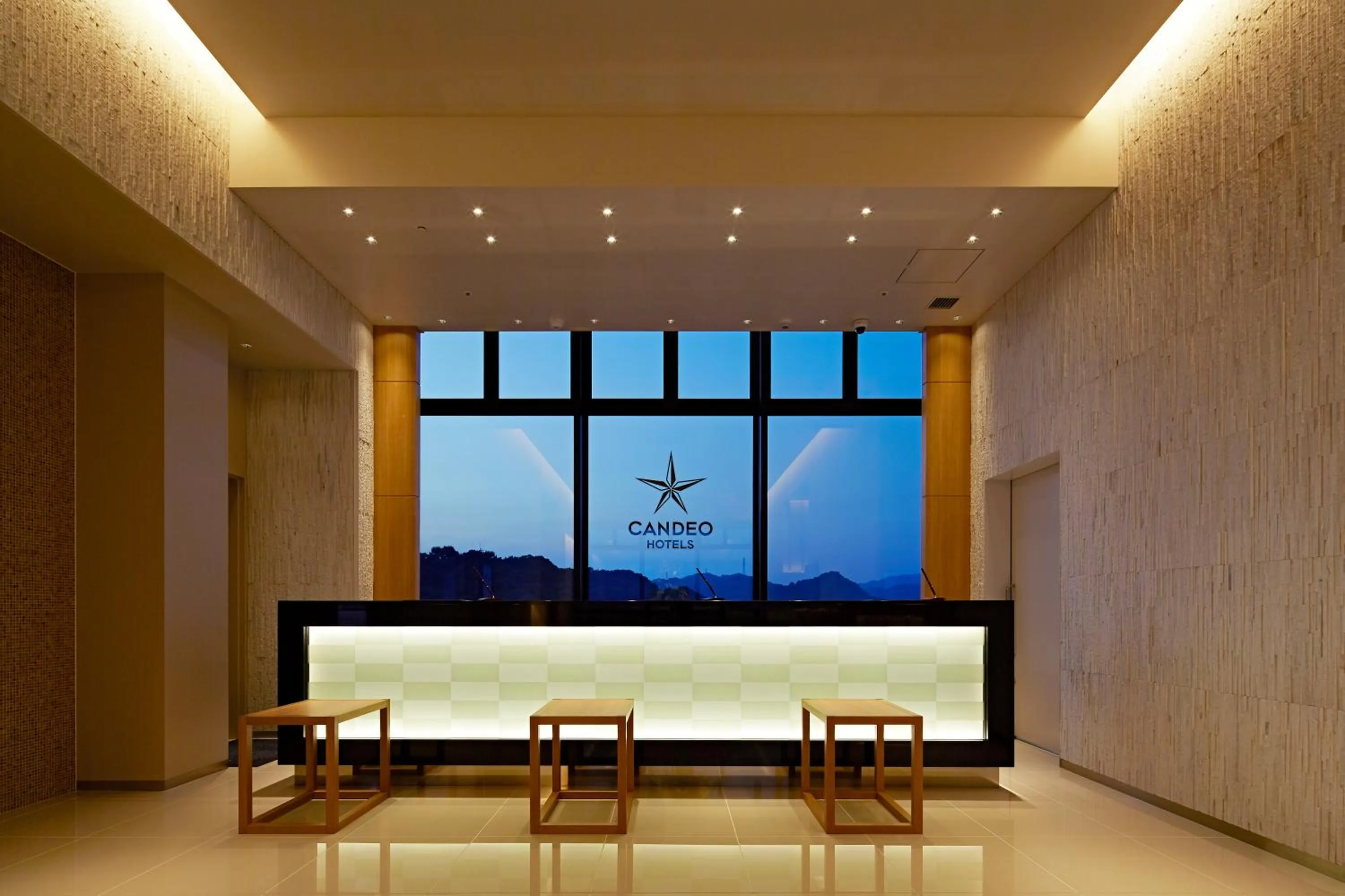 Lobby or reception in Candeo Hotels Matsuyama Okaido