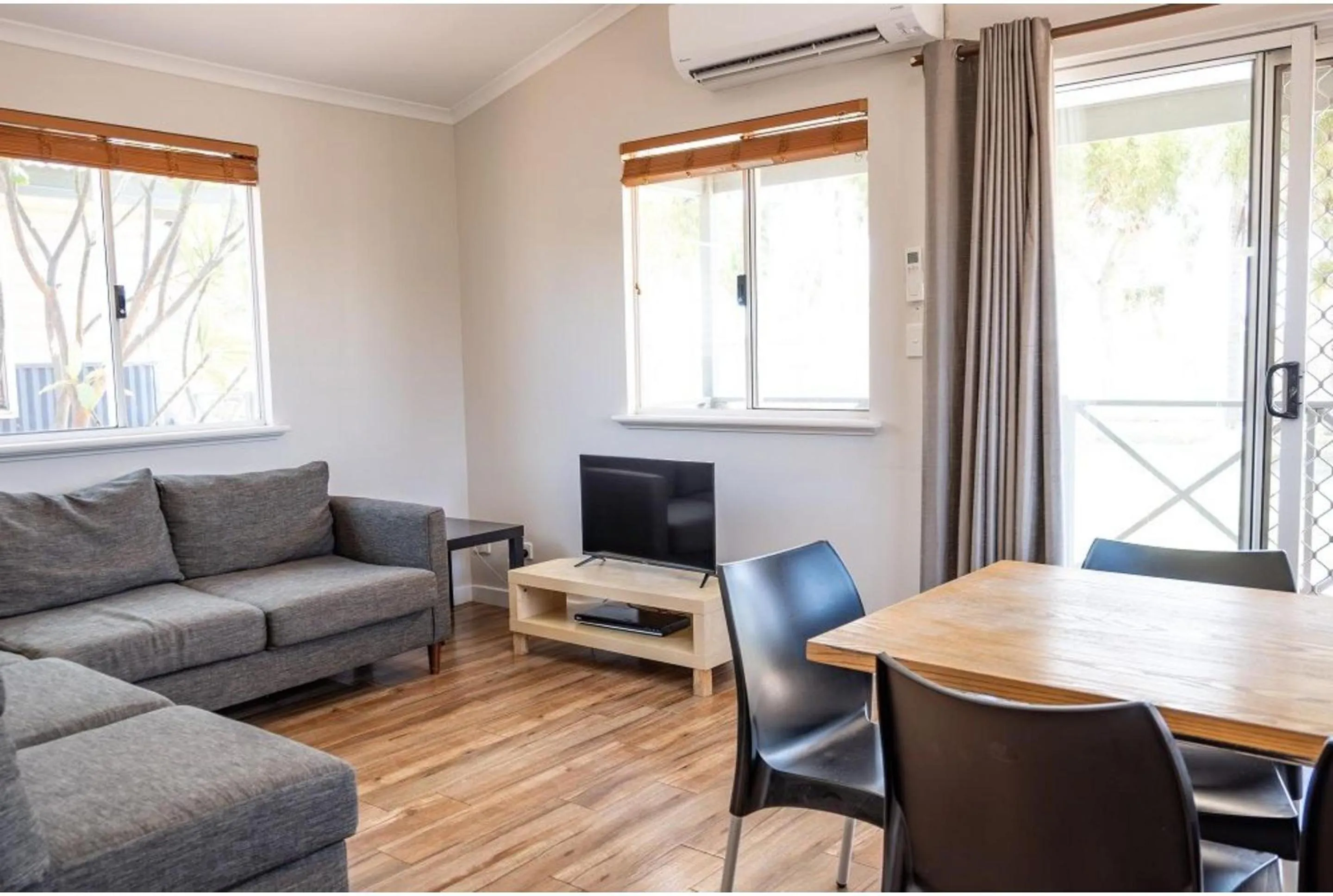 Living room in Discovery Parks - Carnarvon