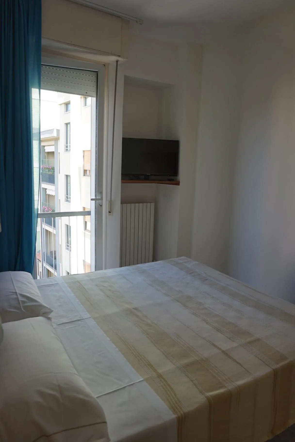 Day, Bed in Hotel San Marco