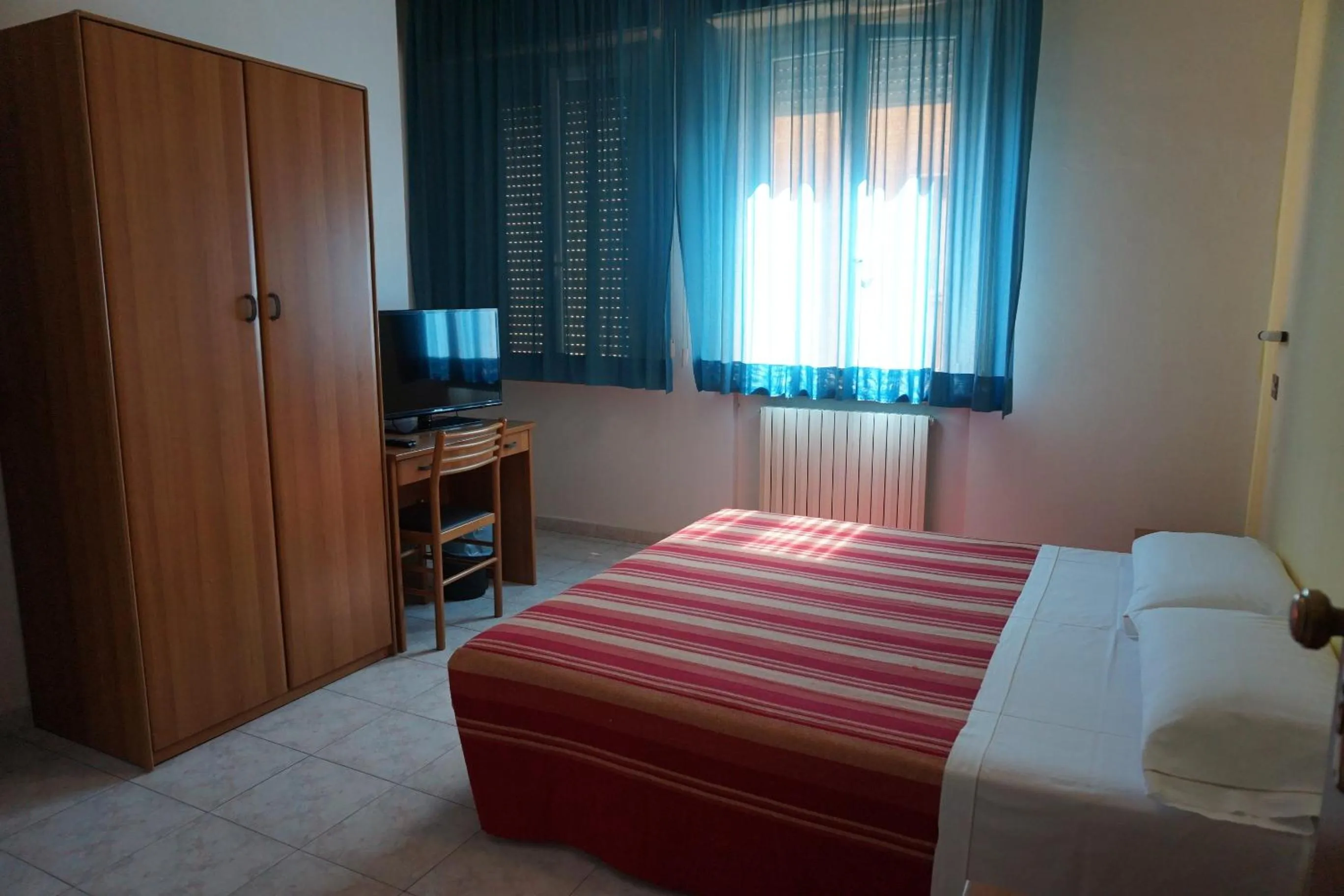 Day, Bed in Hotel San Marco