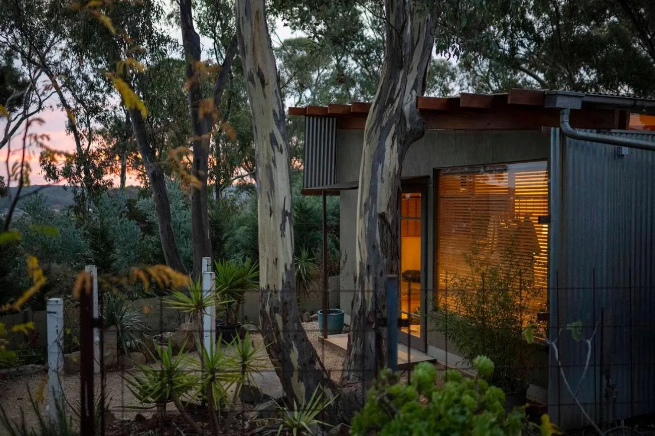 Property building in be&be castlemaine