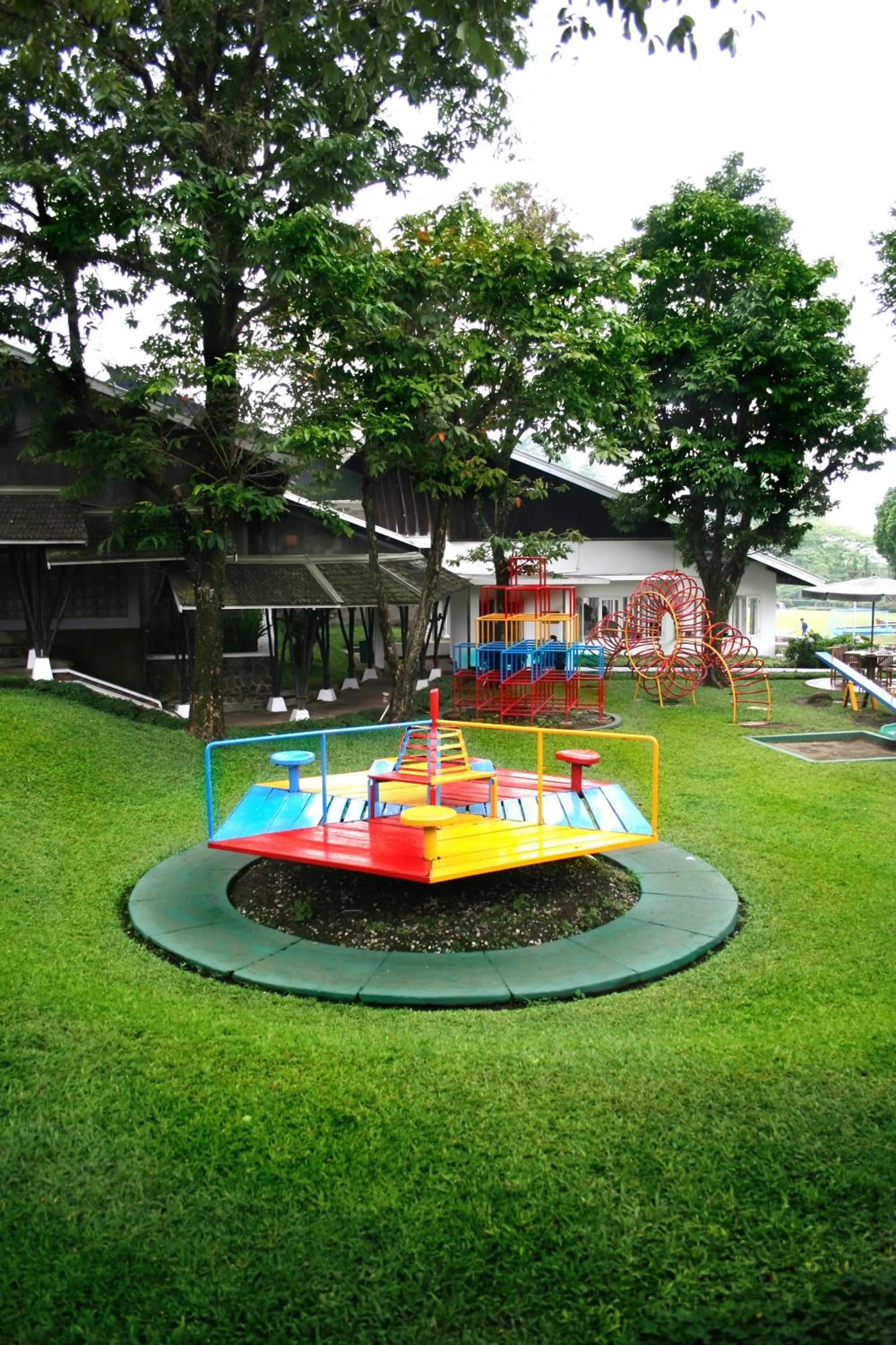 Area and facilities in Concordia Hotel Bumi Sangkuriang Bandung