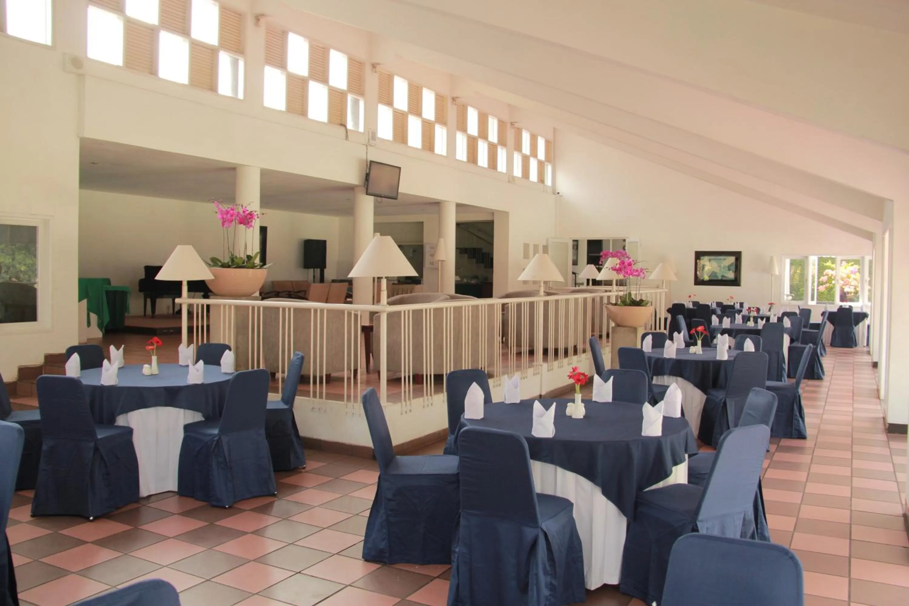 Restaurant/places to eat in Concordia Hotel Bumi Sangkuriang Bandung