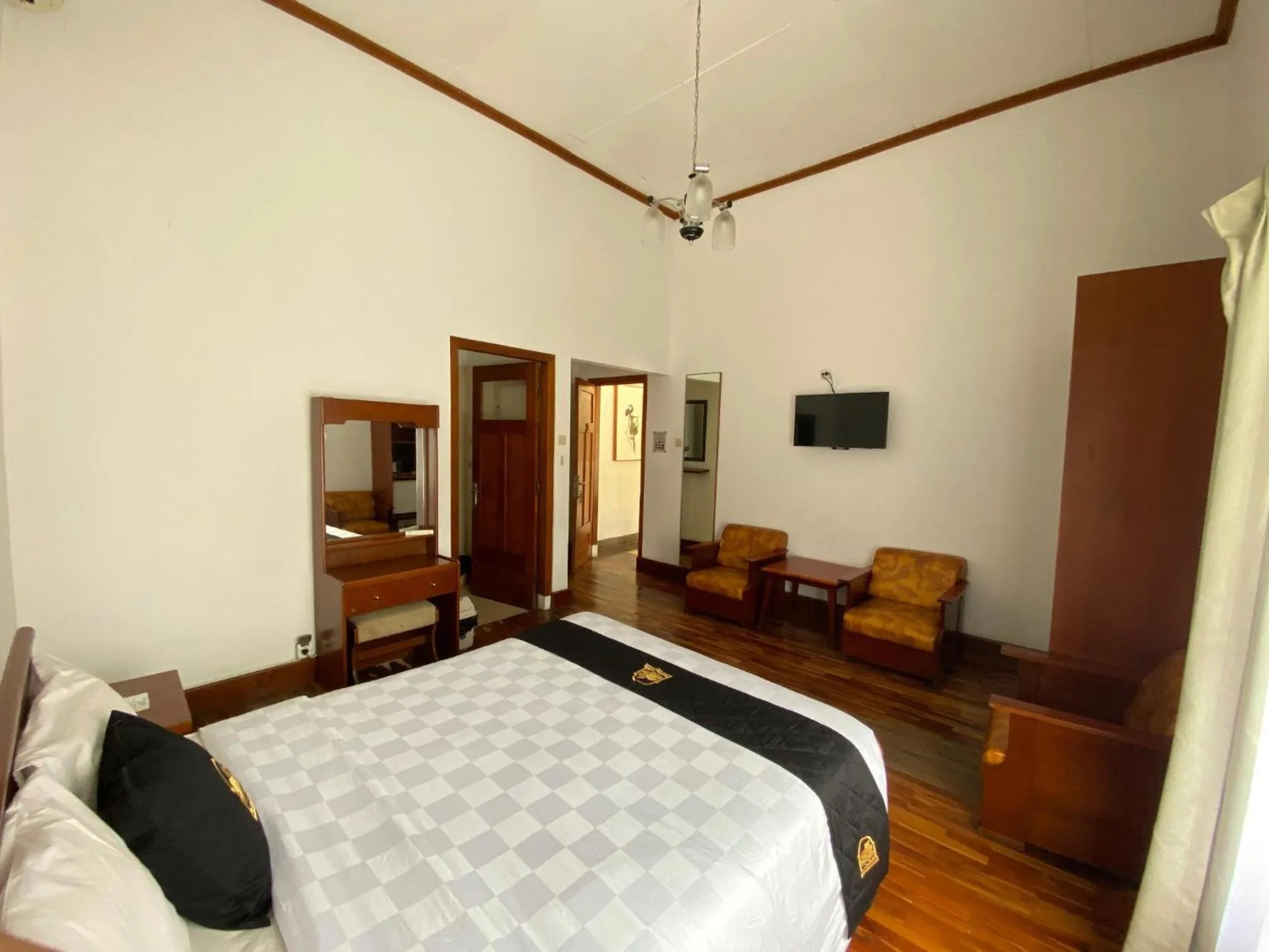 Bedroom, Bed in Concordia Hotel Bumi Sangkuriang Bandung