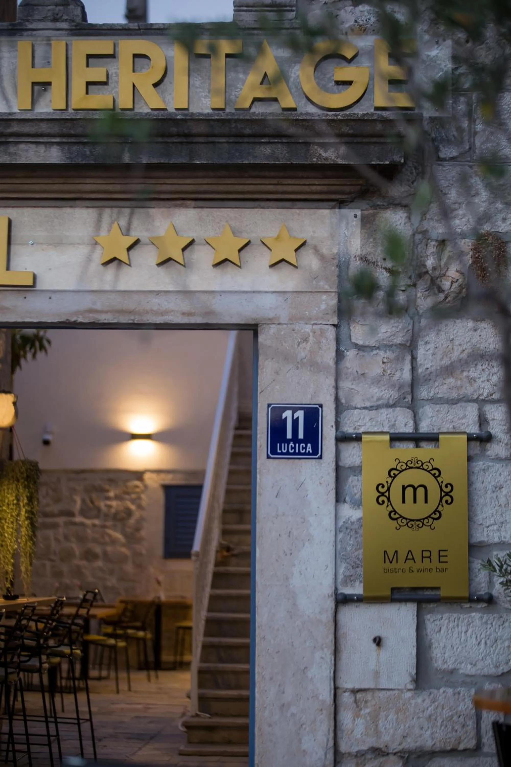 Restaurant/places to eat in Bifora Heritage Hotel