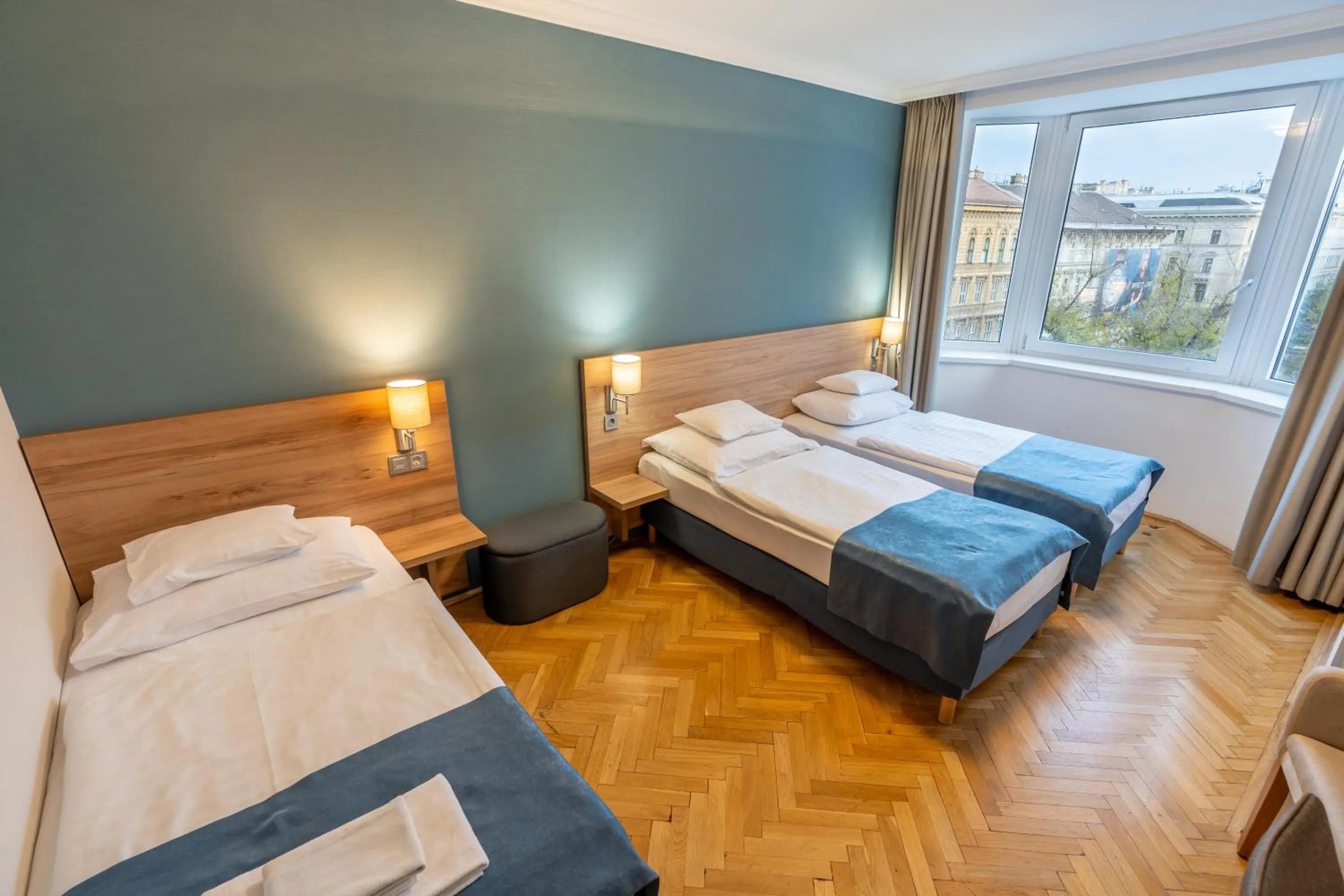 Bedroom, Bed in Medos Hotel