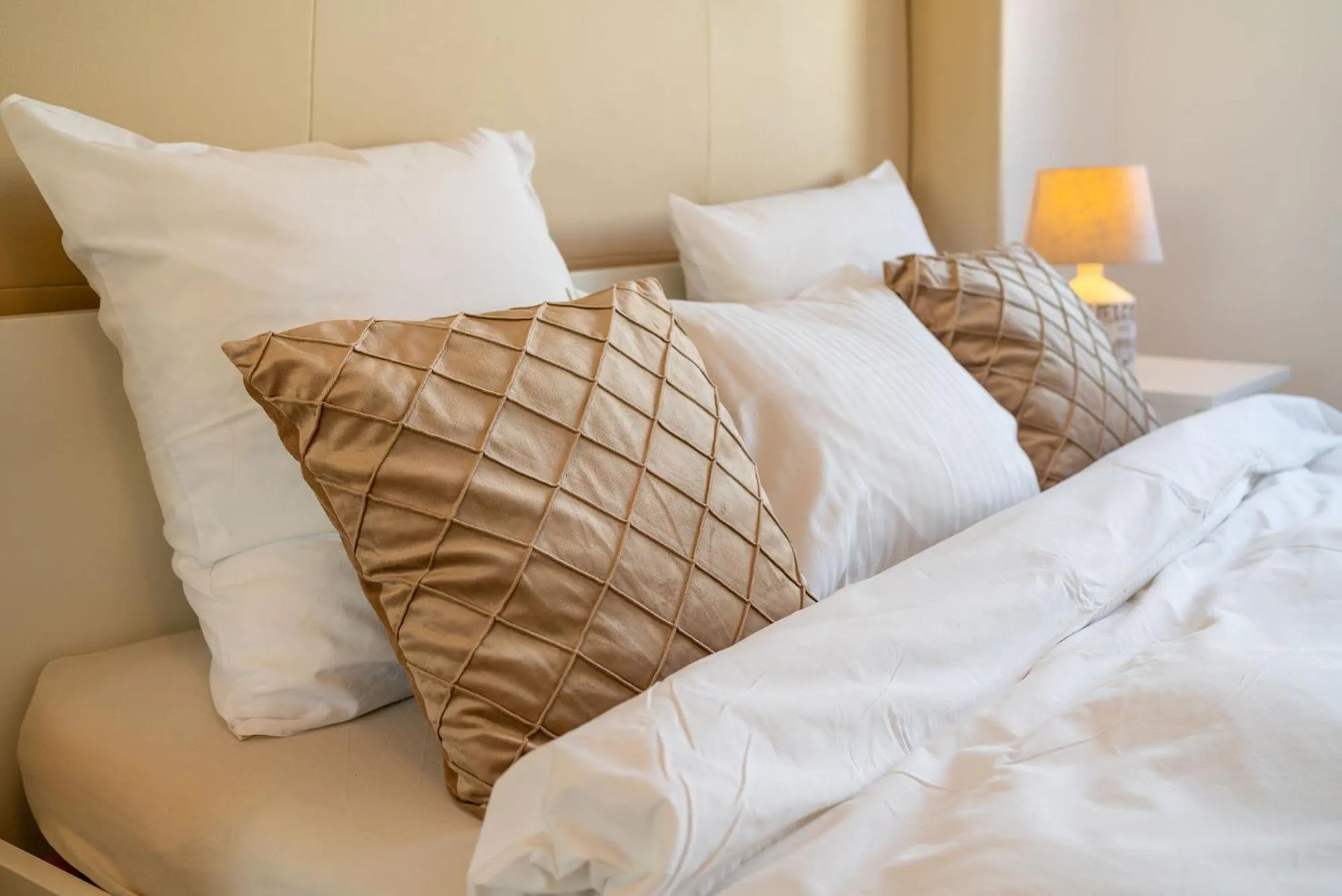 Bed in Lujerului Studio