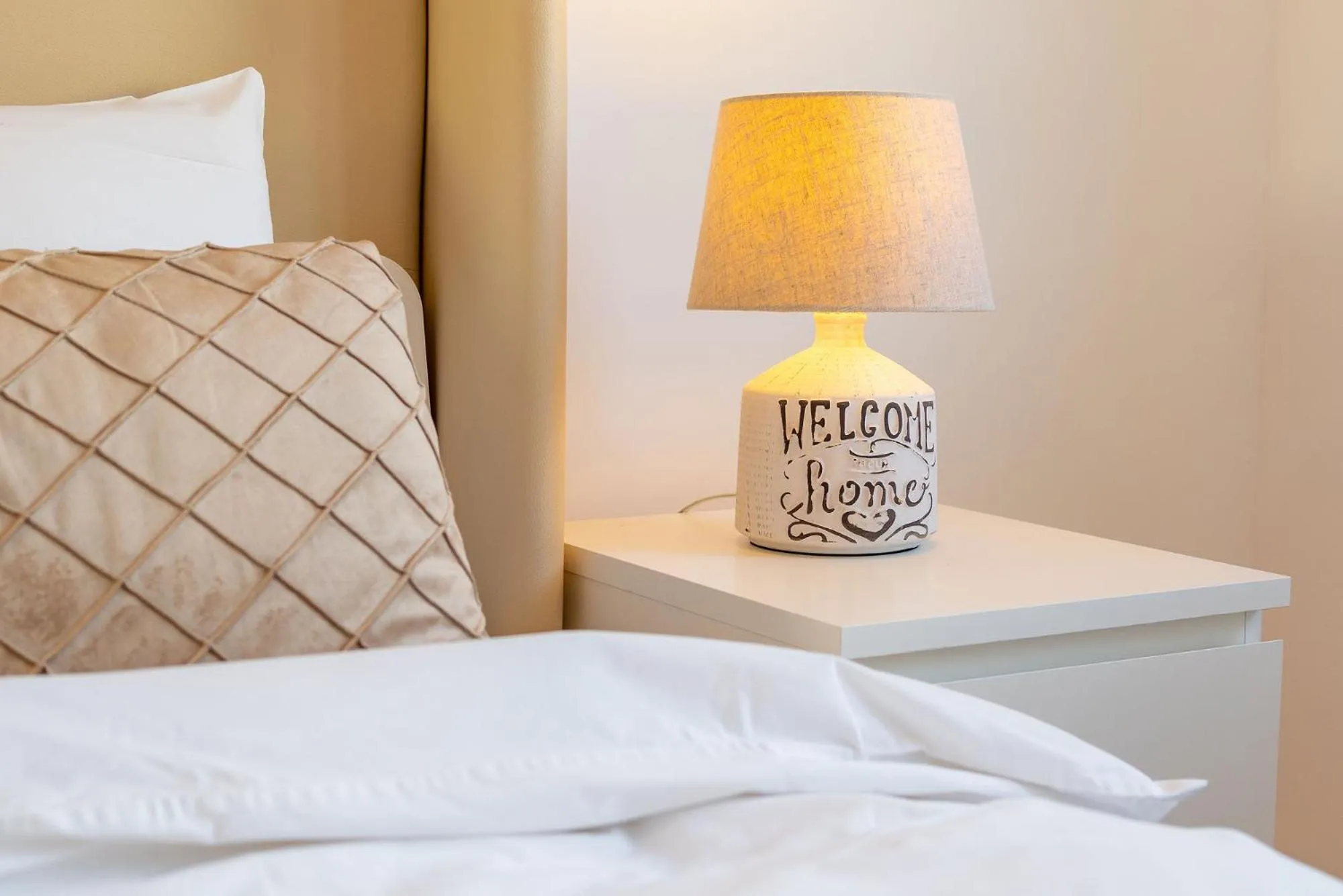 Decorative detail, Bed in Lujerului Studio