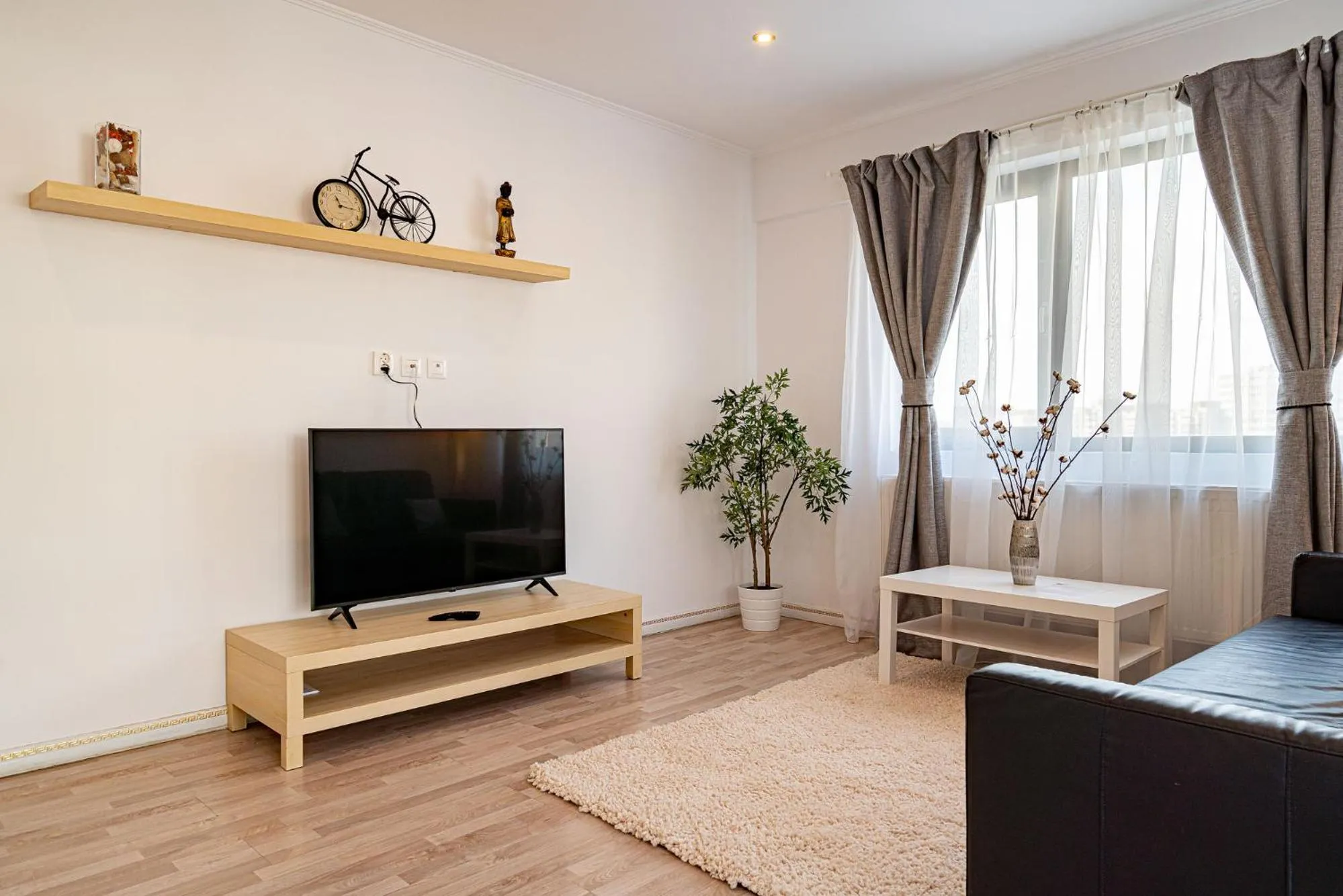 TV and multimedia in Lujerului Studio