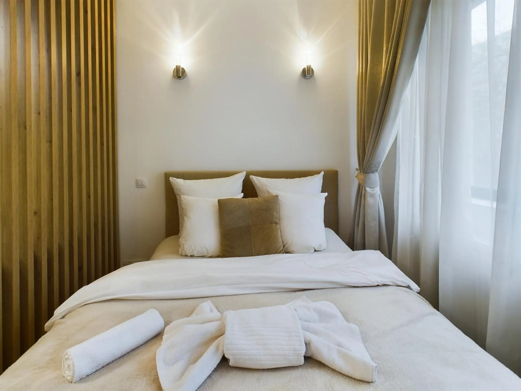 Bed in Lujerului Studio