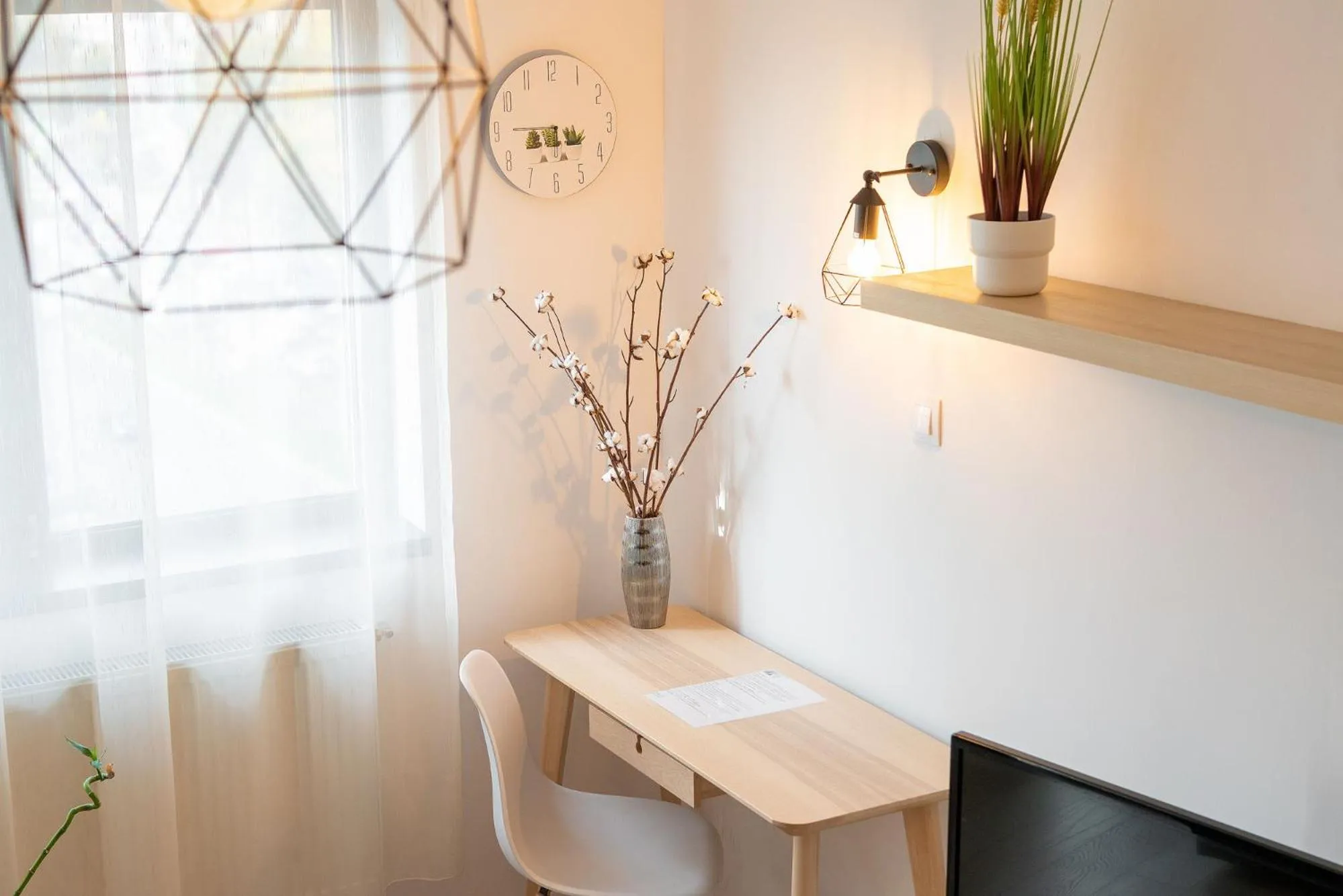 Decorative detail in Lujerului Studio