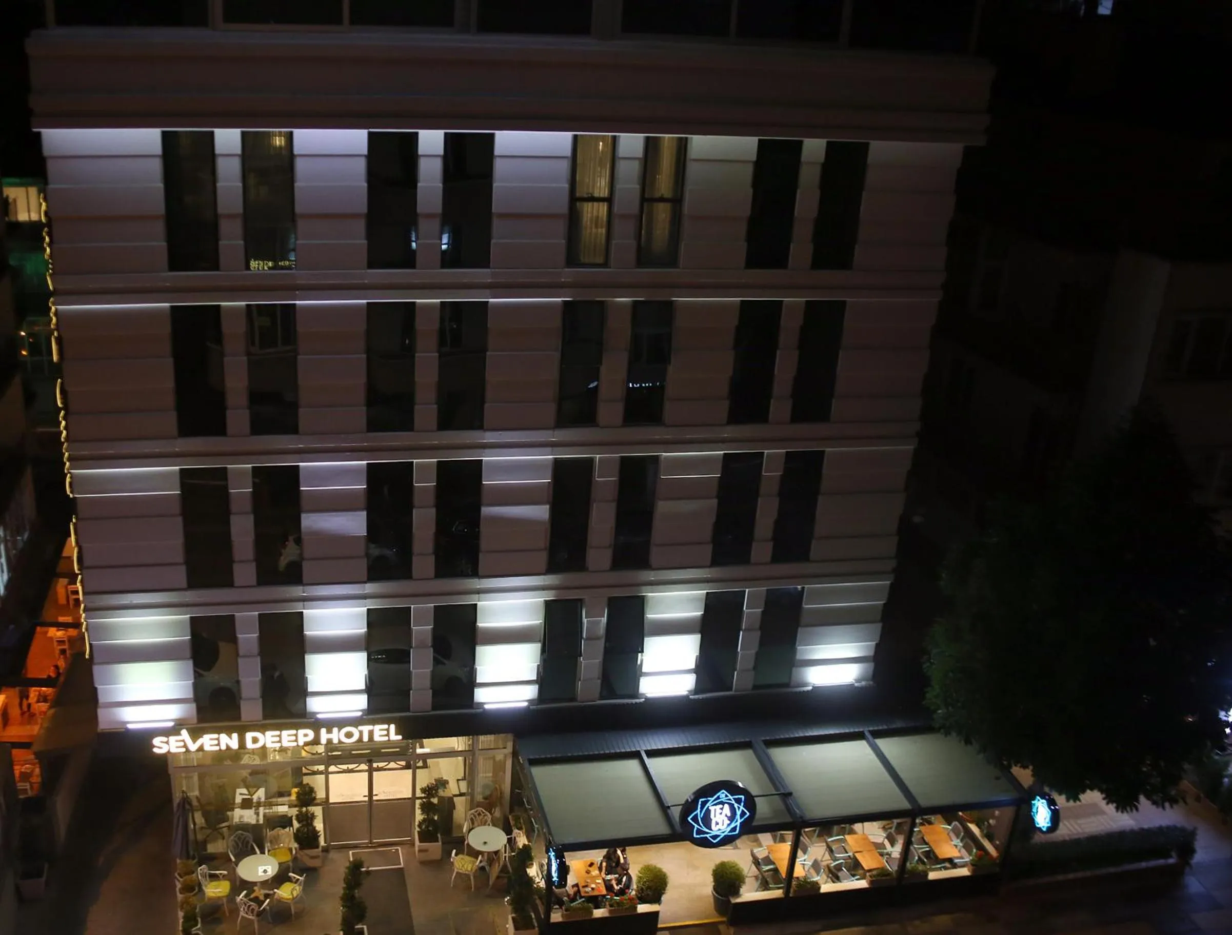 Property building in Seven Deep Hotel