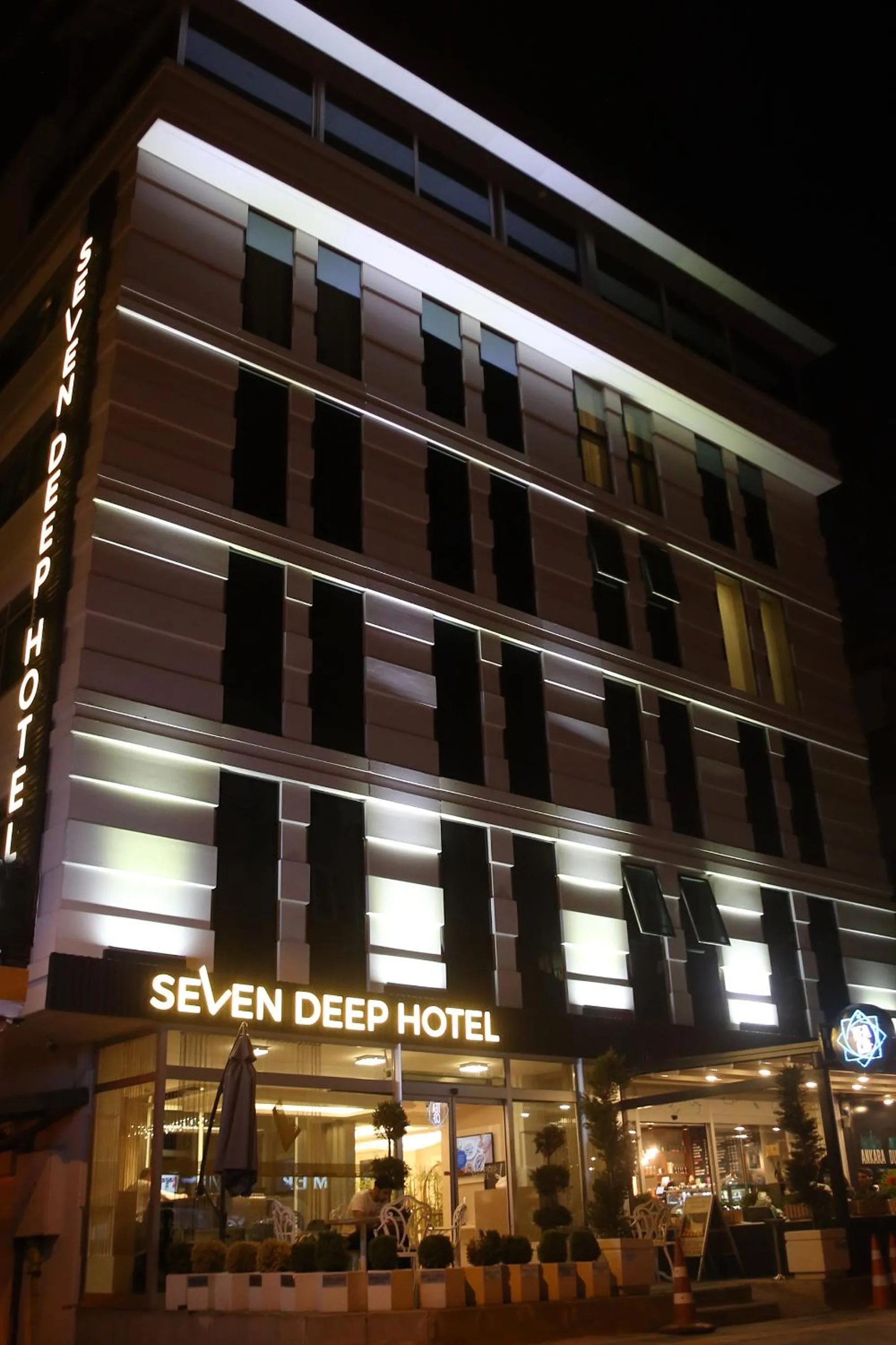 Property building in Seven Deep Hotel