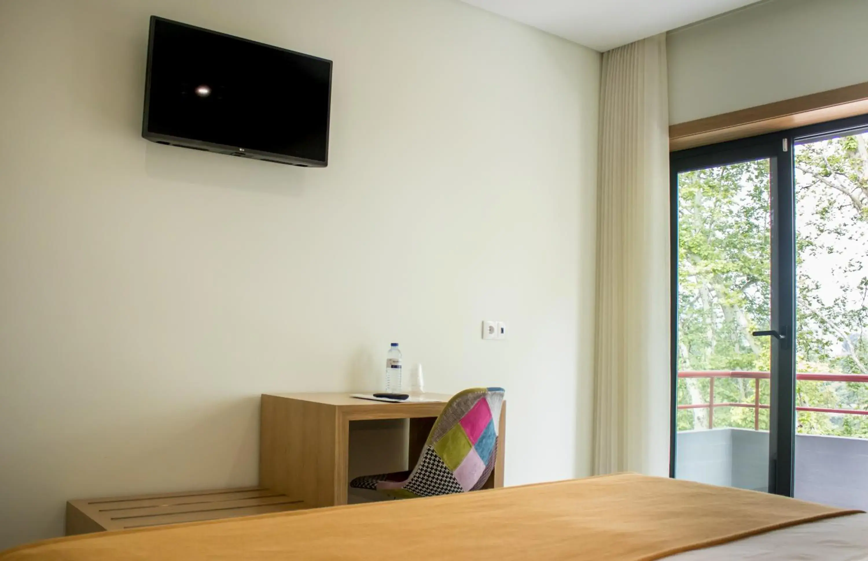 Double Room with Extra Bed (3 Adults) - single occupancy in Hotel Império do Norte Double Room with Extra Bed (3 Adults) - single occupancy in Hotel Império do Norte