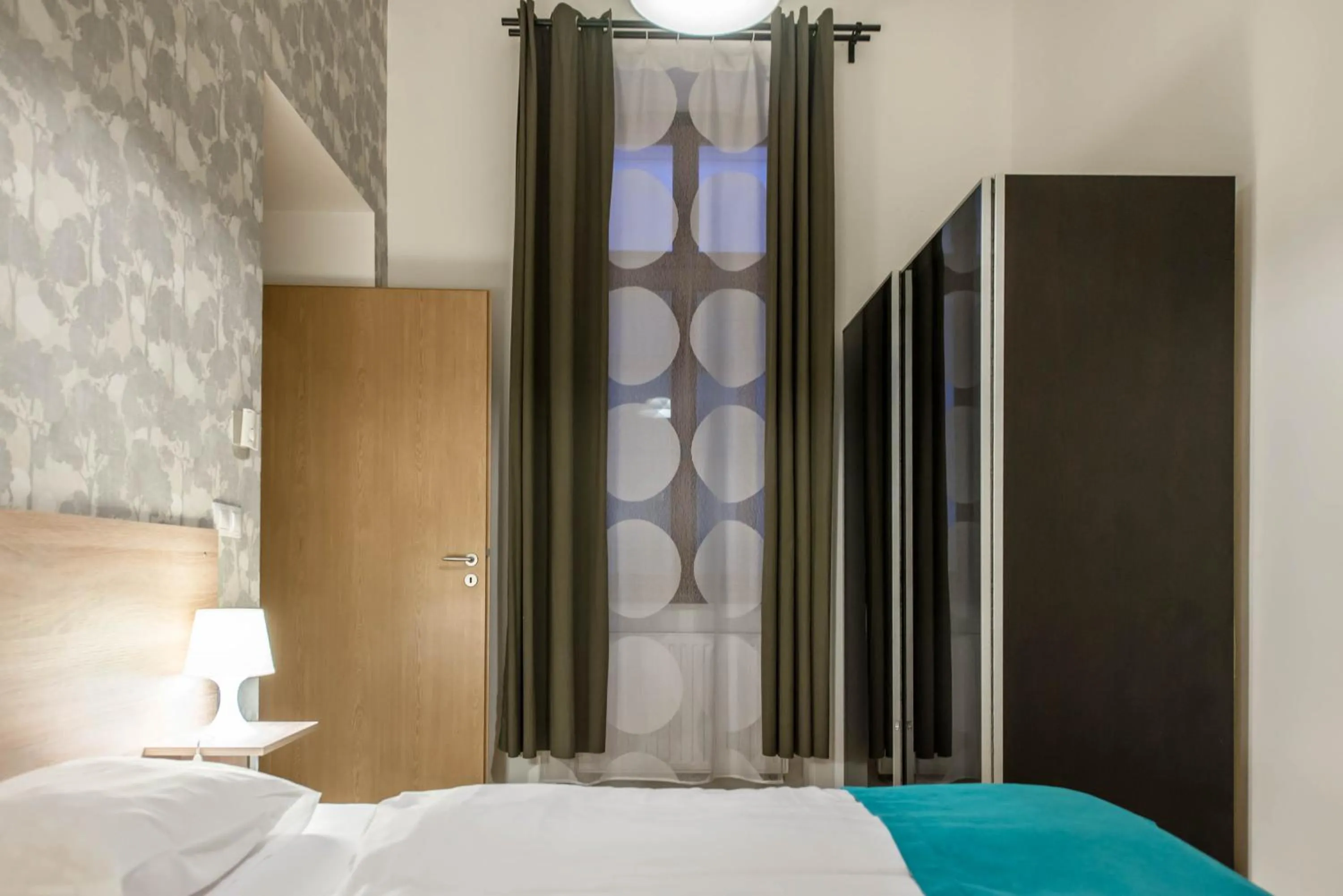 Bedroom, Bed in Mango Apartments