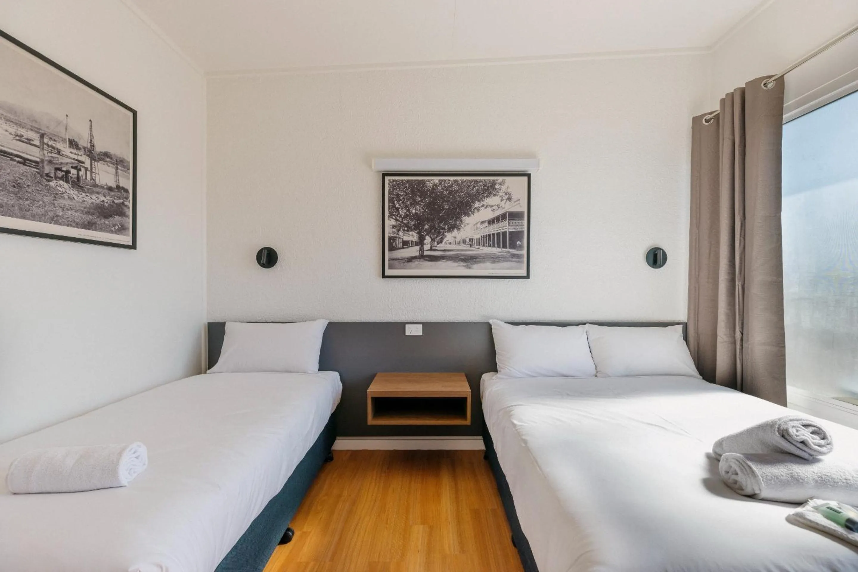 Bed in Boomerang Hotel