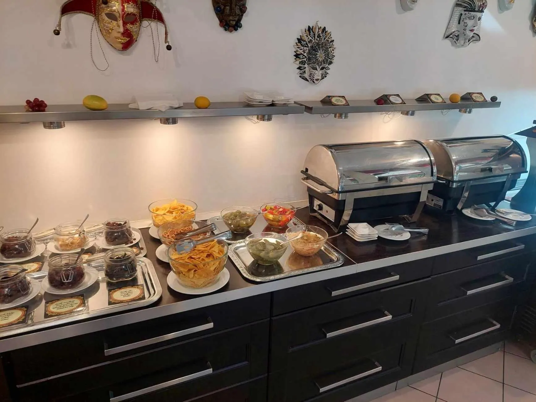 Restaurant/places to eat in Hotel Panorama